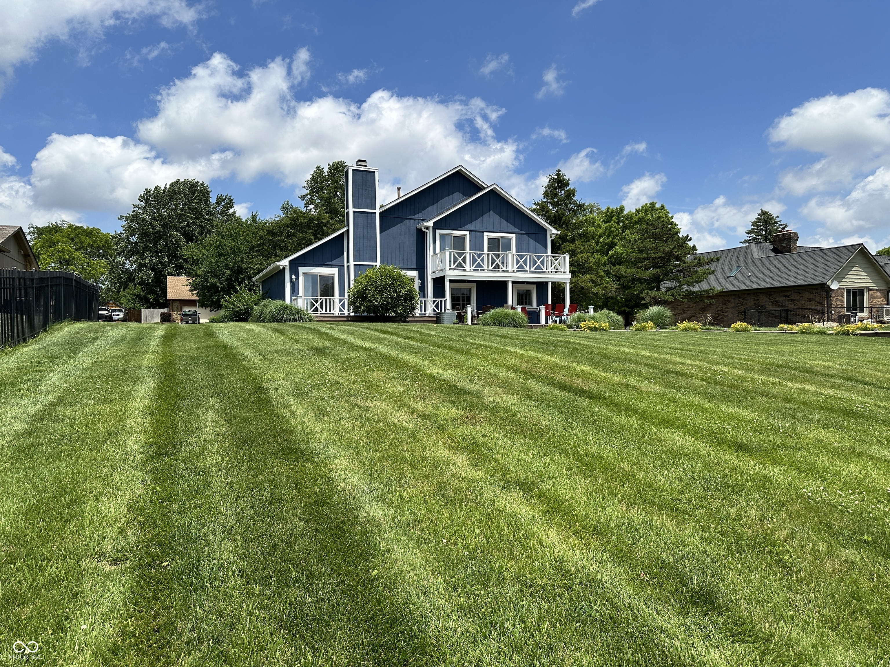 895 Padre Lane, Greenwood, IN, 46143 photo 4 of 25