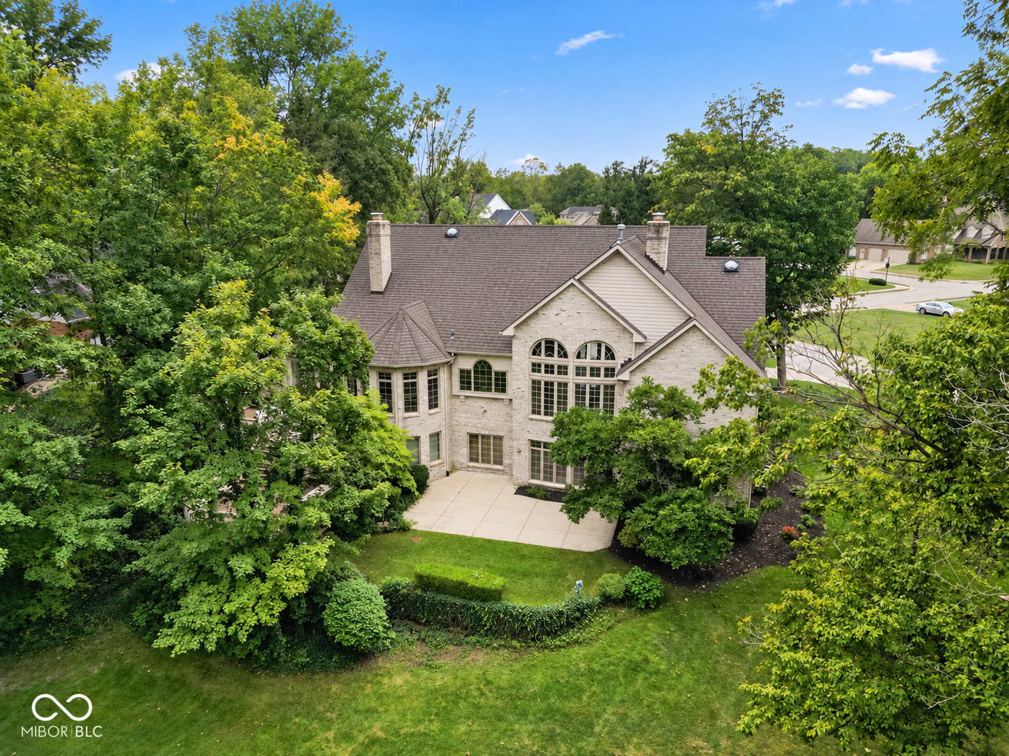 6290 Deerfield Drive, Greenwood, IN, 46143 photo 4 of 79