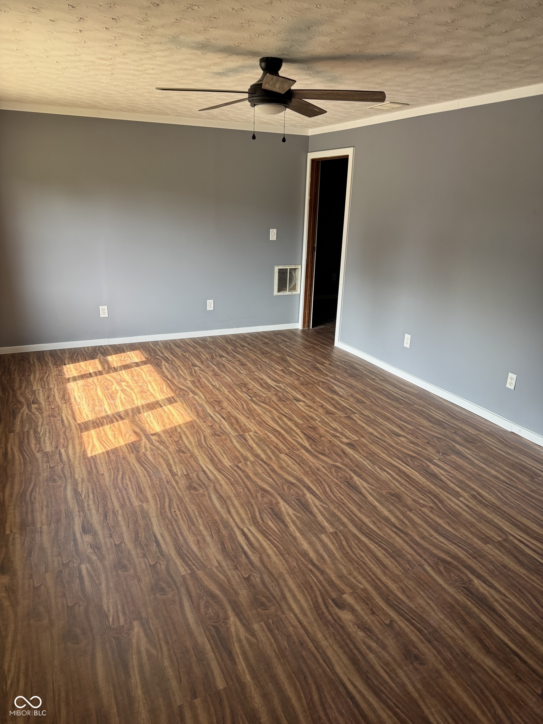 310 W Central Avenue, Greensburg, IN, 47240 photo 4 of 20