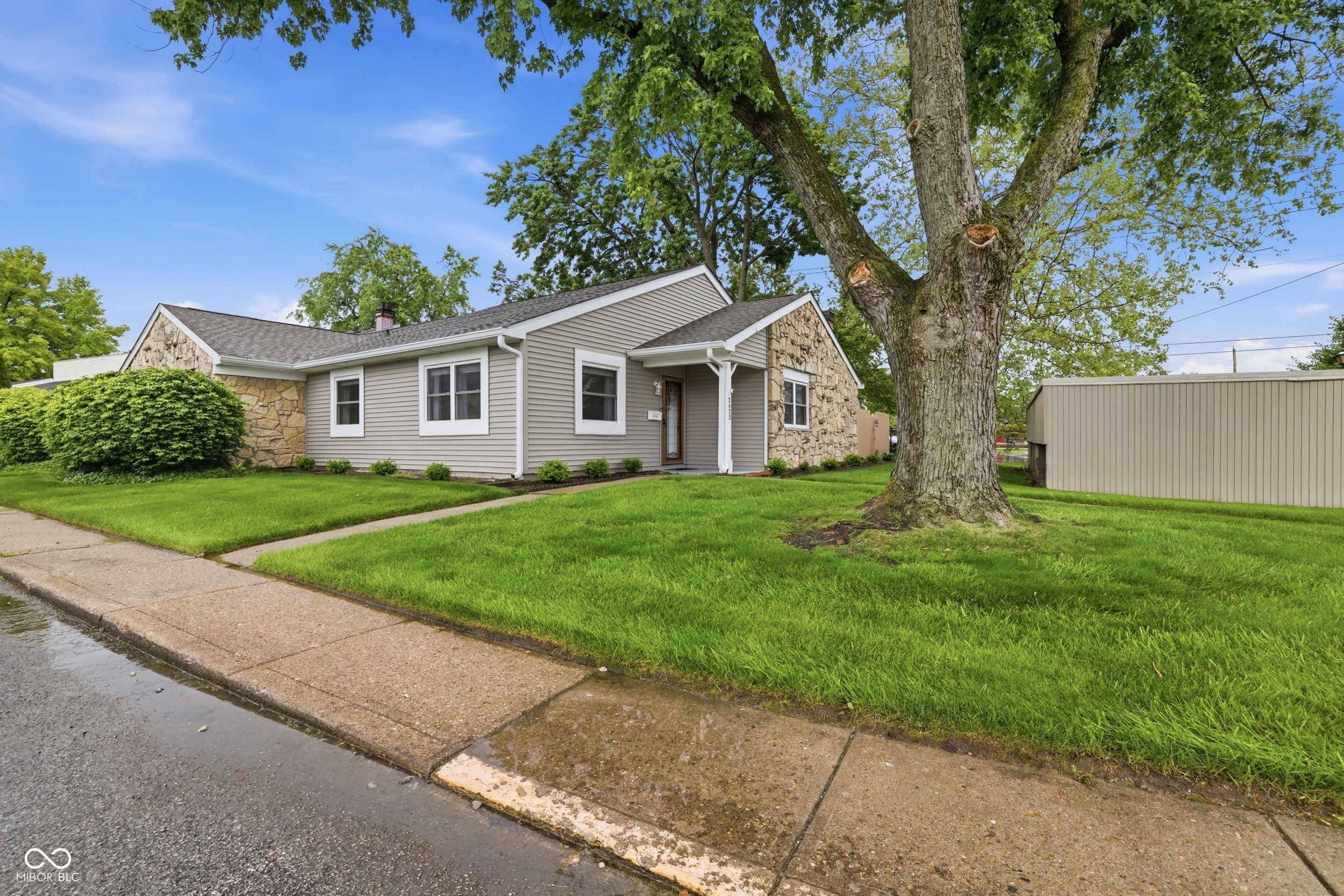 2623 Country Estates Drive #13, Indianapolis, IN, 46227 photo 4 of 19