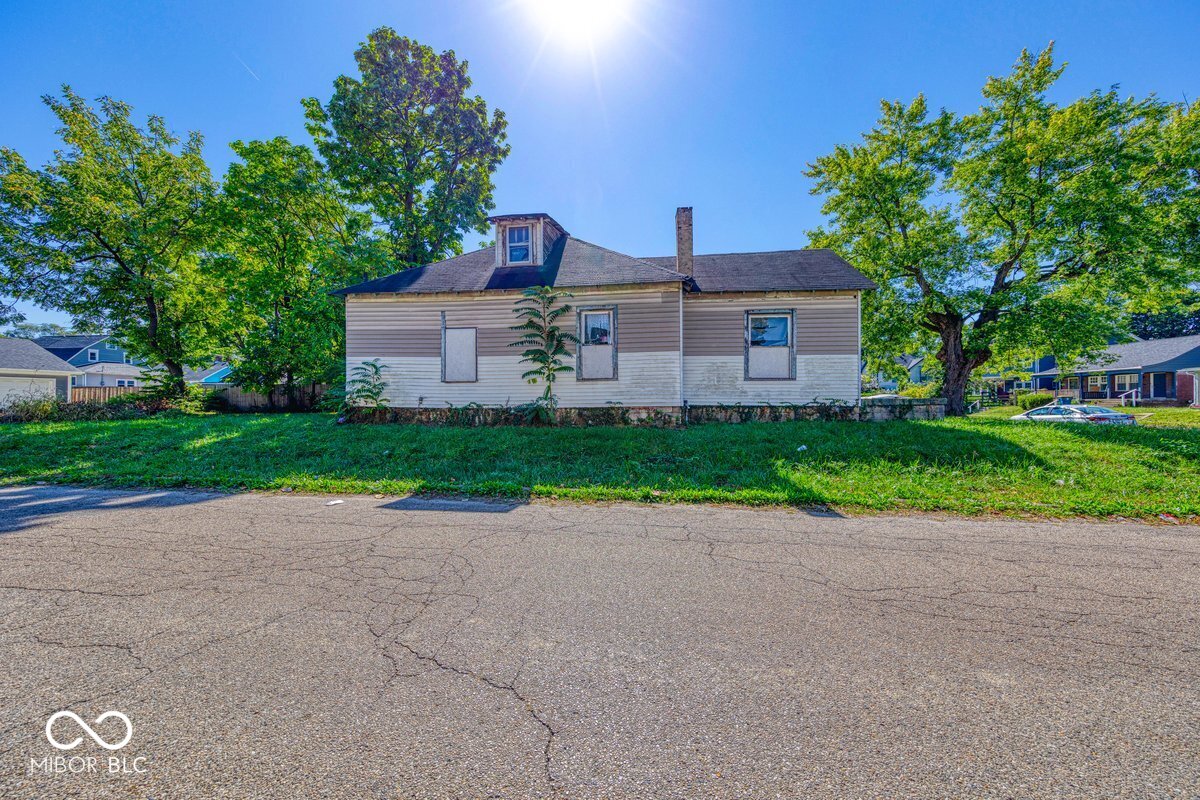 1229 N Tuxedo Street, Indianapolis, IN, 46201 photo 4 of 24