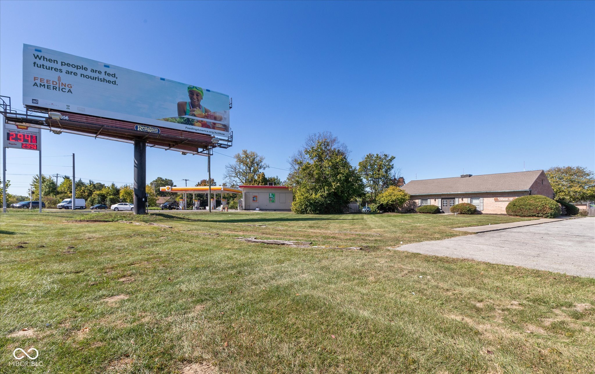 5022 E 62nd Street, Indianapolis, IN, 46220 photo 4 of 22