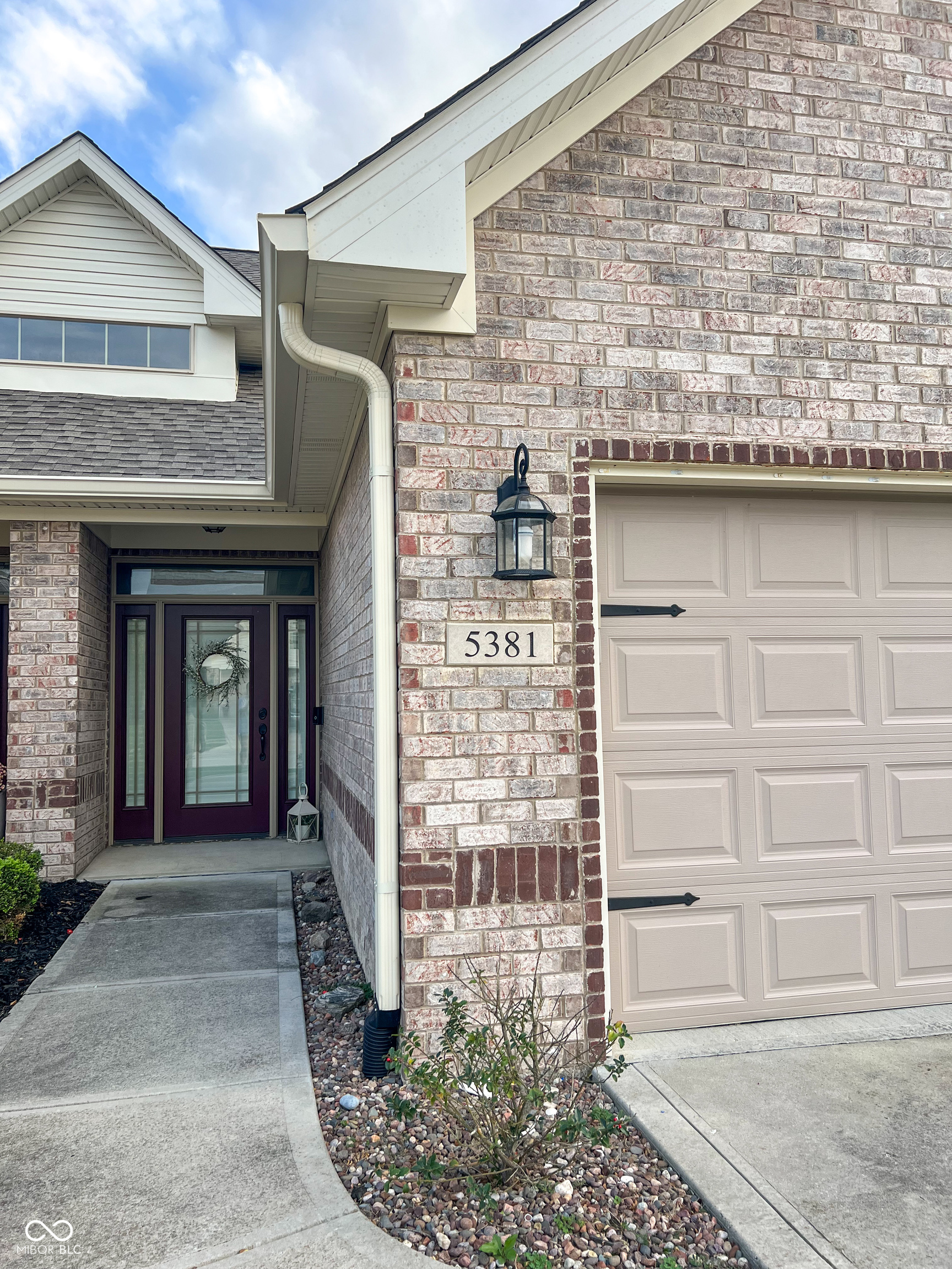 5381 Buckingham Lane, Plainfield, IN, 46168 photo 4 of 44