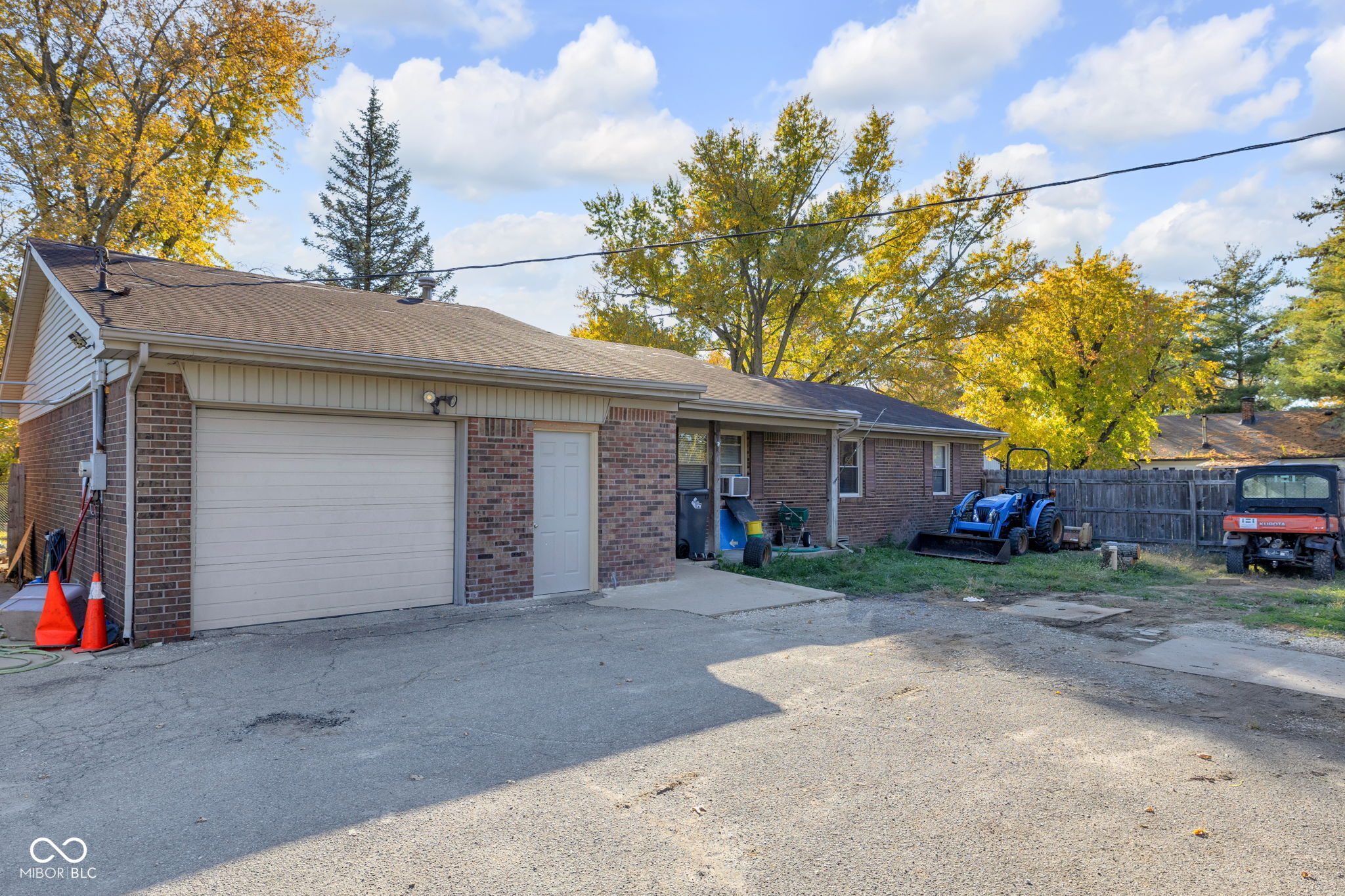 7601 Milhouse Road, Indianapolis, IN, 46241 photo 4 of 29