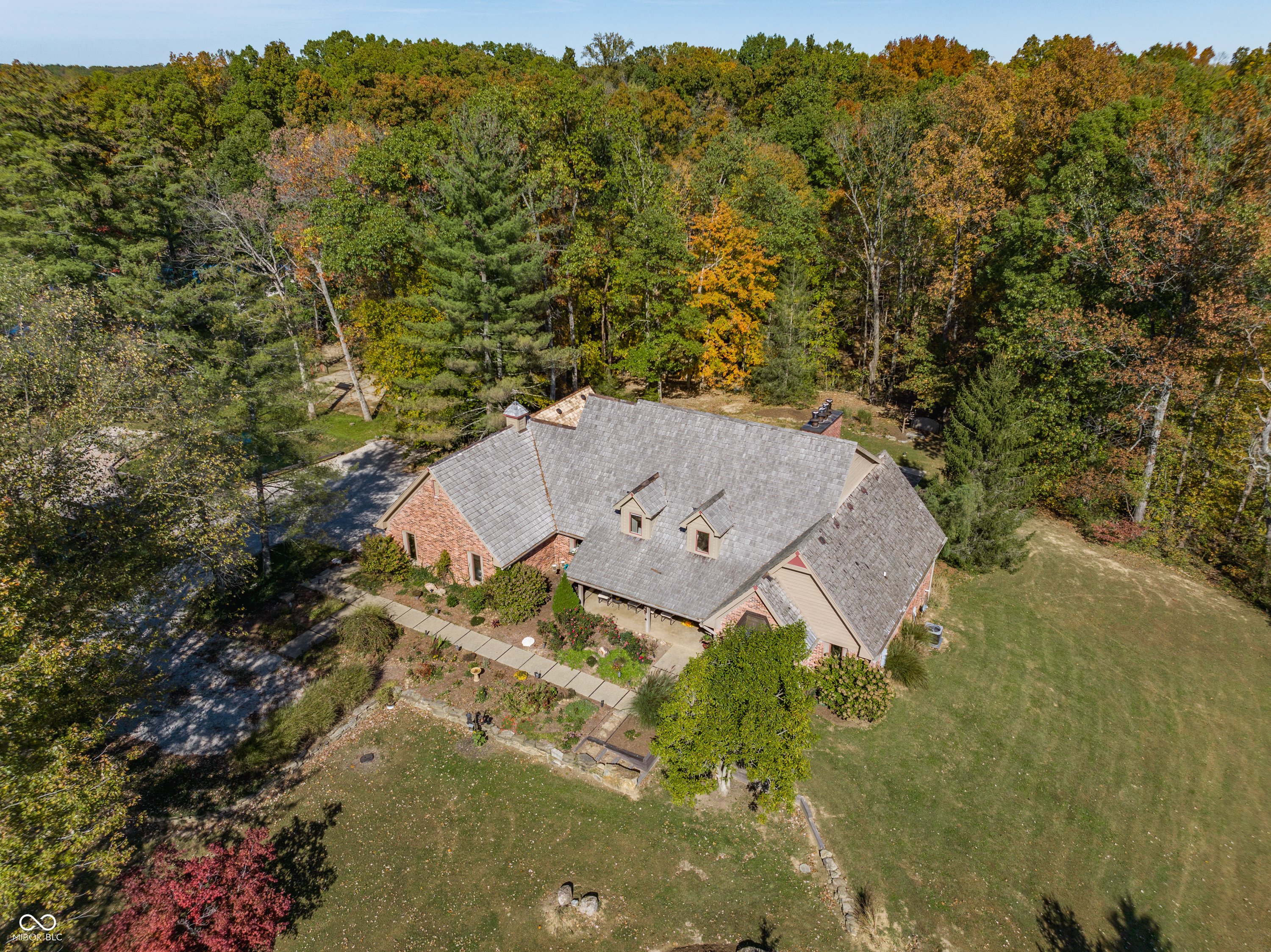 2034 Dubois Road, Spencer, IN, 47460 photo 4 of 82