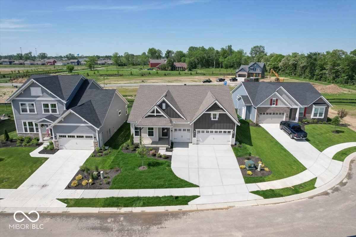 572 Firefly Court, Greenfield, IN, 46140 photo 4 of 37