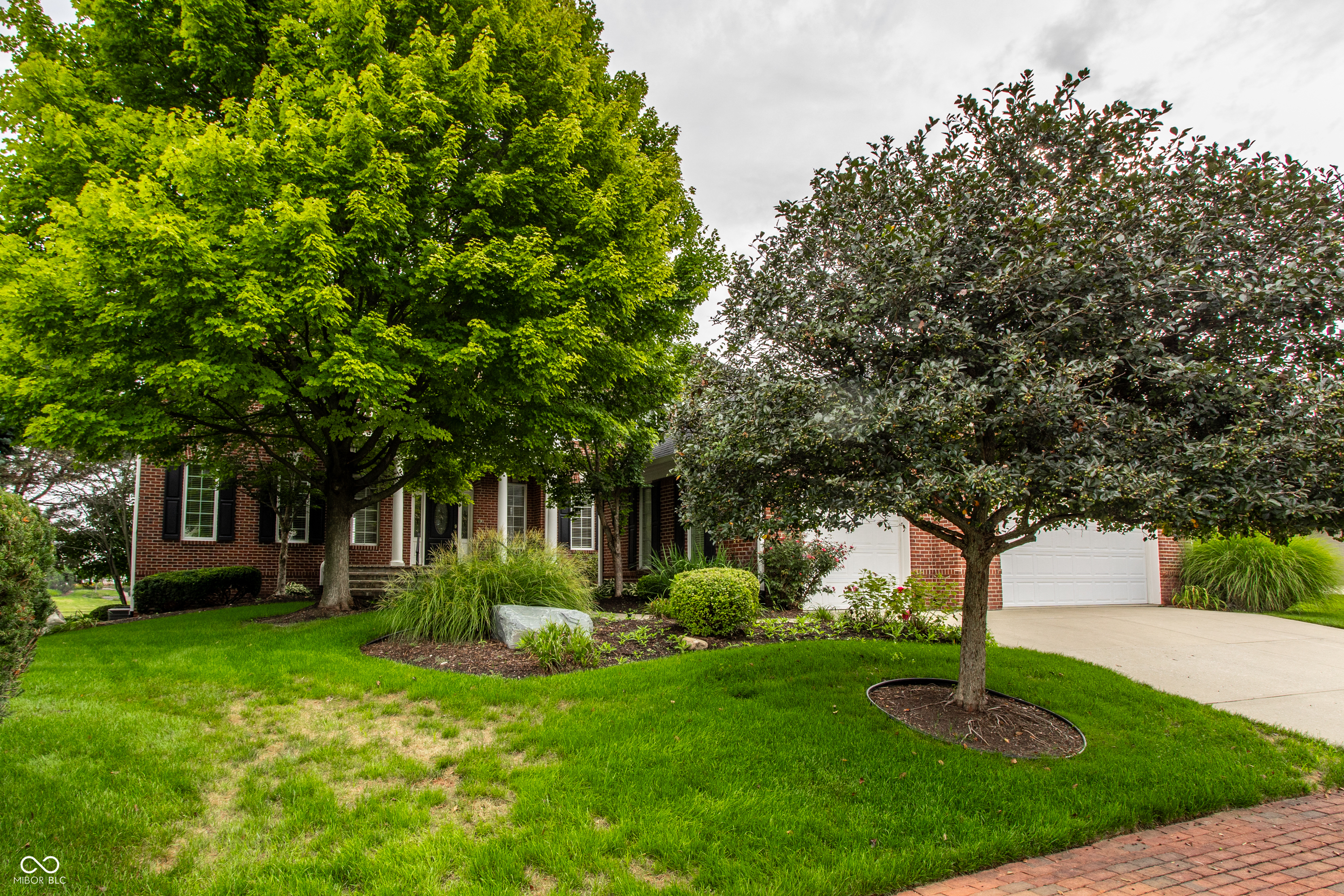 8039 Heyward Drive, Indianapolis, IN, 46250 photo 4 of 71