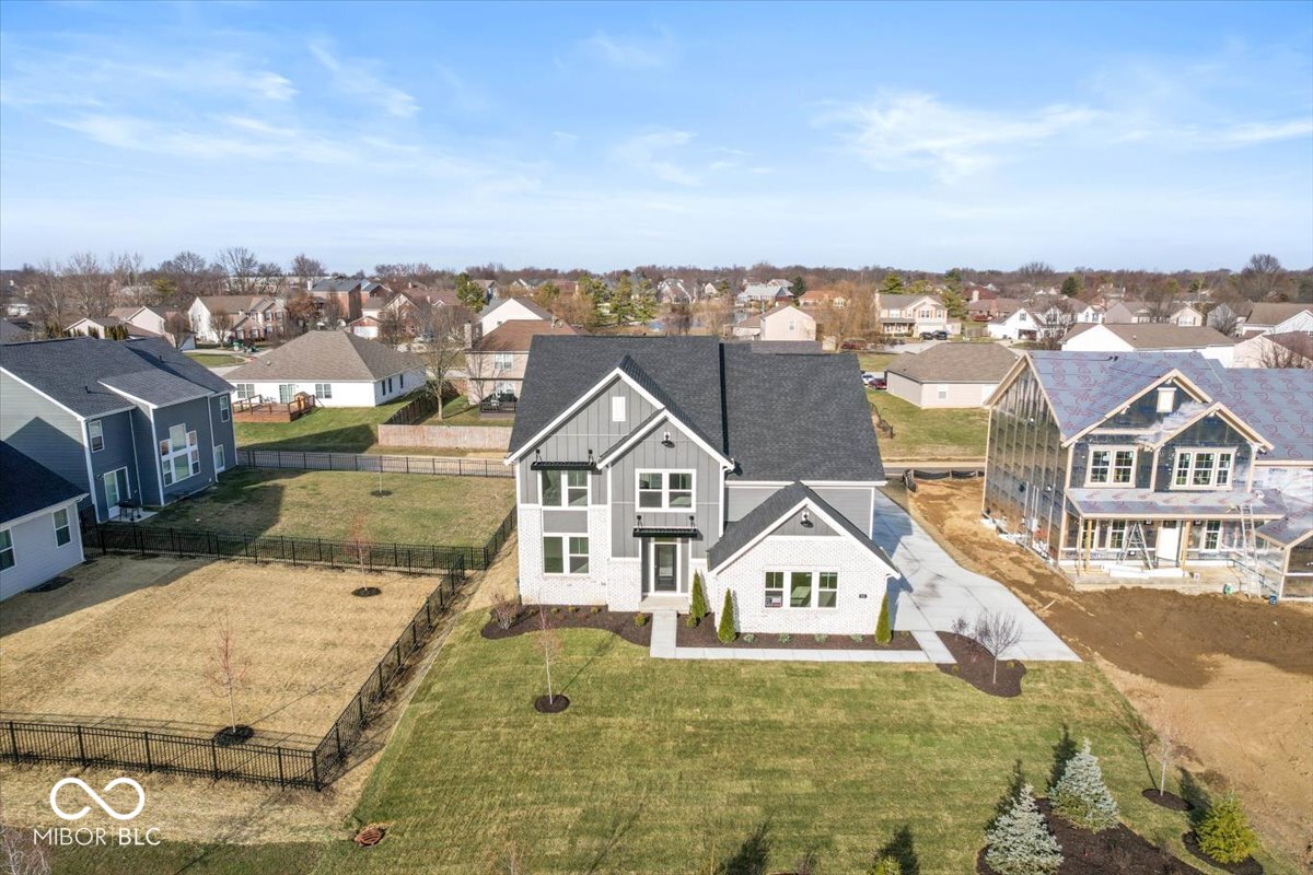 952 Apryl Drive, Greenwood, IN, 46143 photo 4 of 44