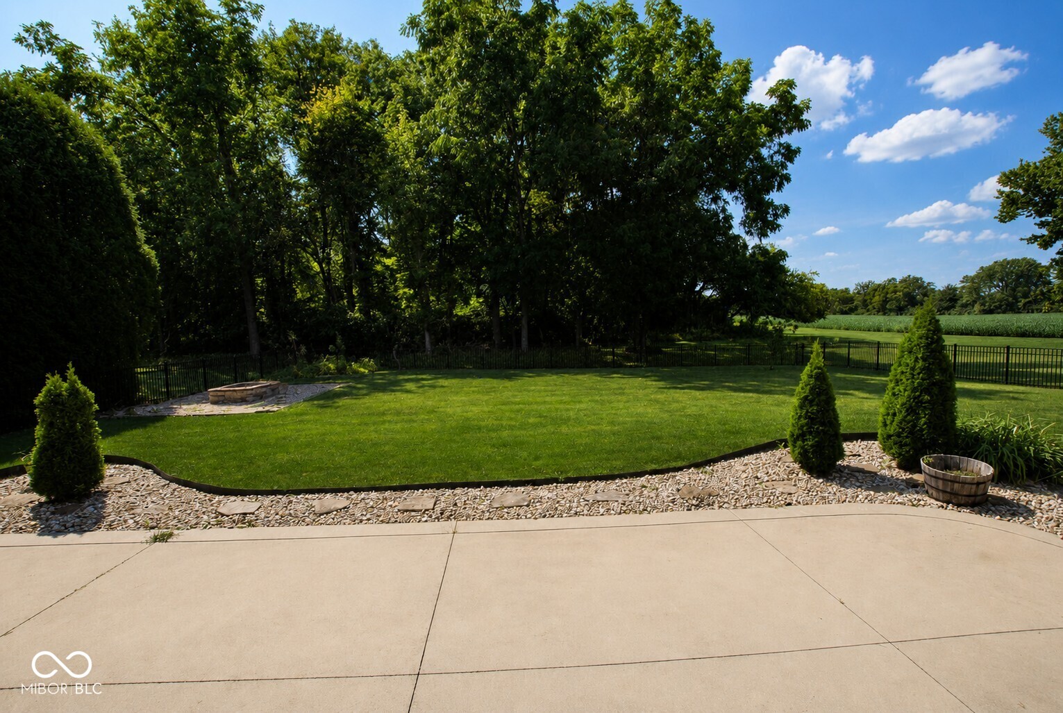 2428 Whispering Way, Indianapolis, IN, 46239 photo 4 of 50