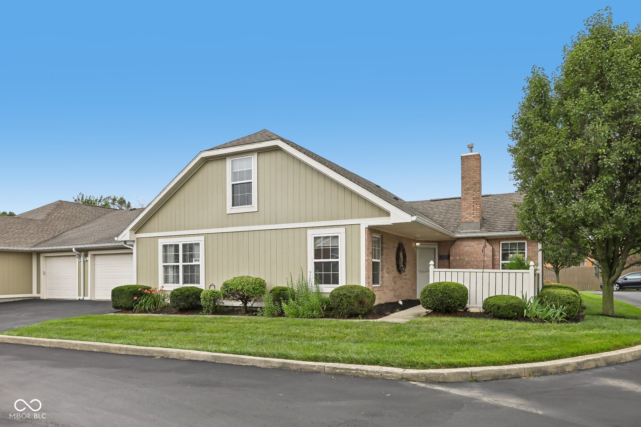 7347 Chapel Villas Lane #UNIT B, Indianapolis, IN, 46214 photo 4 of 47