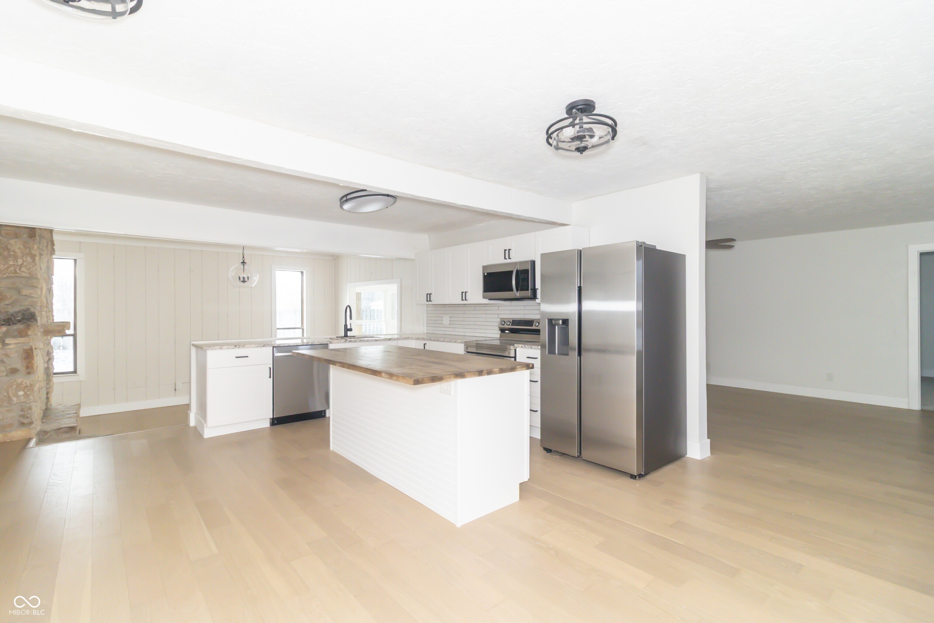 1127 Hickory Lane, New Castle, IN, 47362 photo 4 of 36