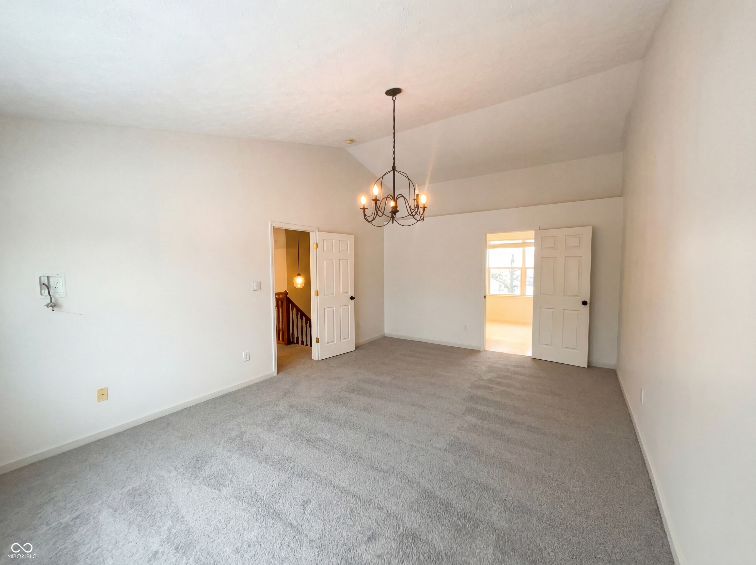 5259 Baysdon Circle, Indianapolis, IN, 46235 photo 4 of 19