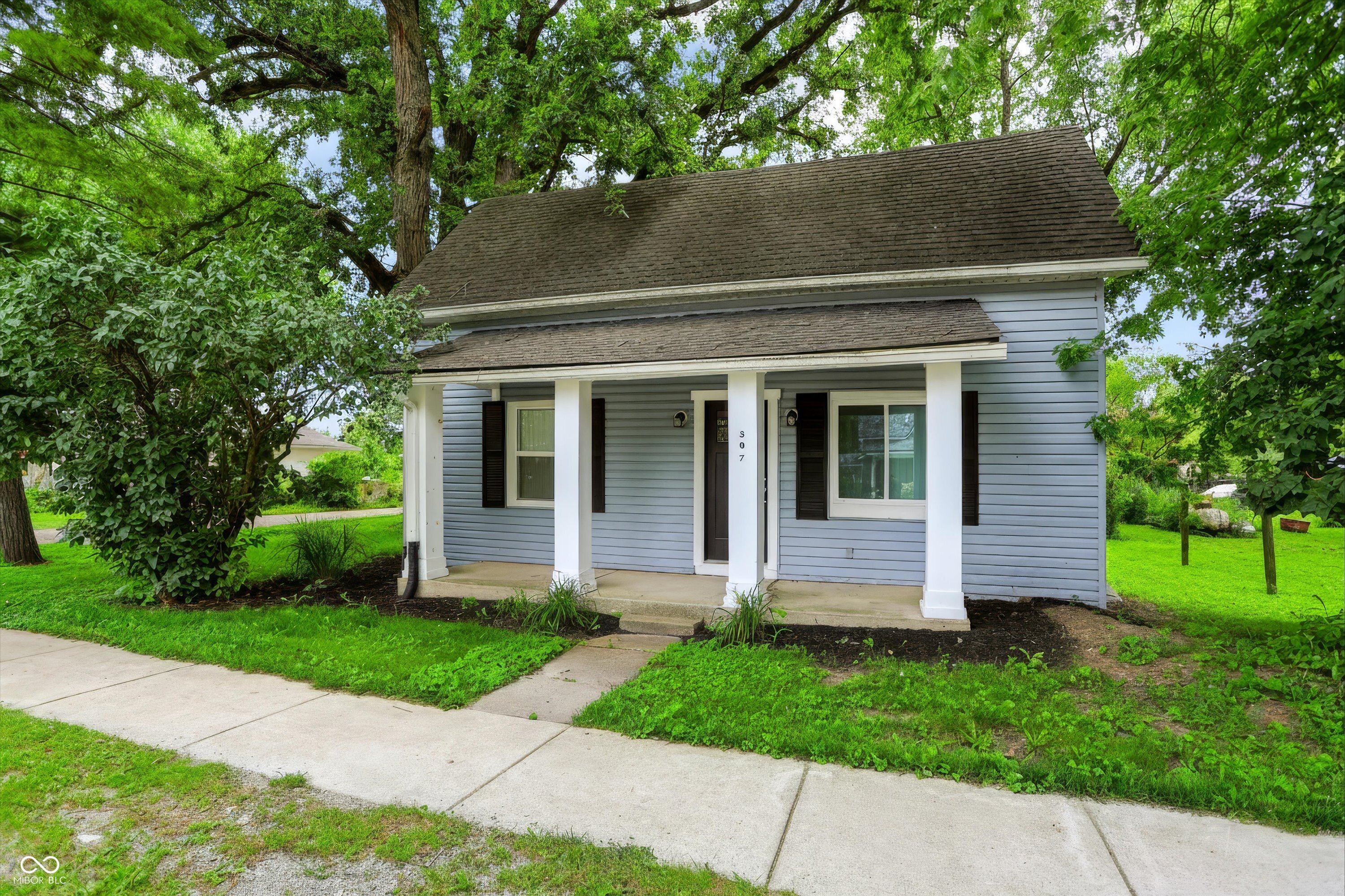 307 E Wall Street, Advance, IN, 46102 photo 4 of 64