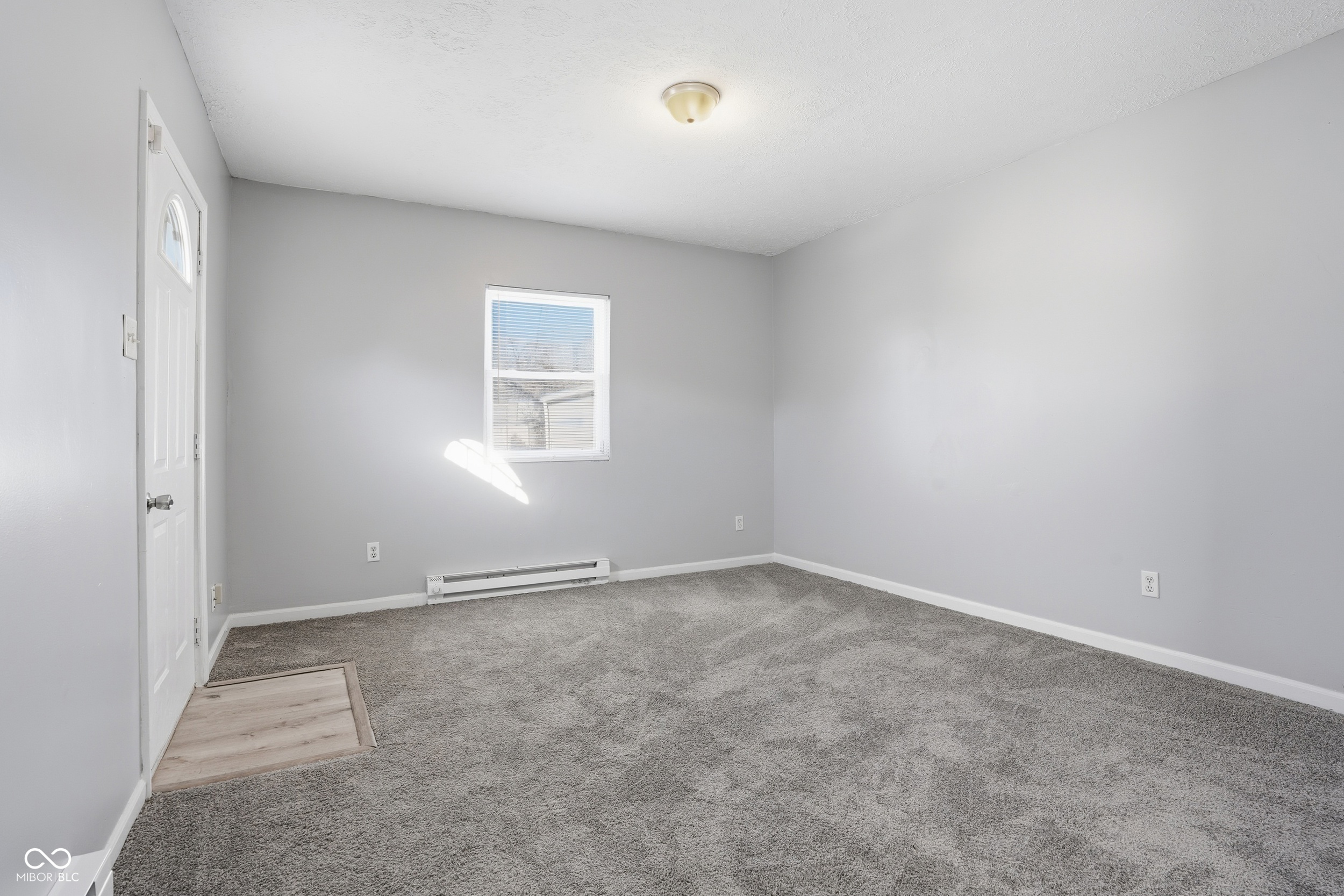 3426 N Olney Street, Indianapolis, IN, 46218 photo 4 of 28