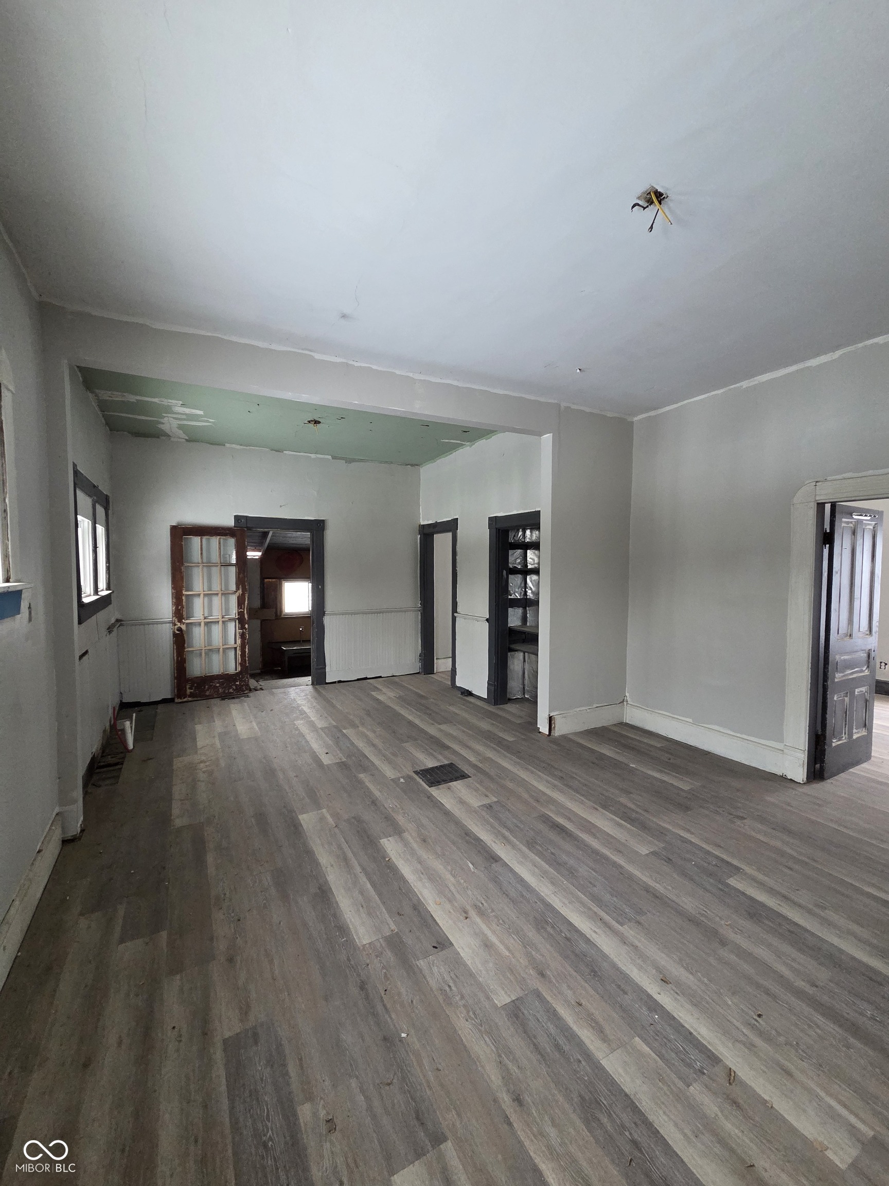 1826 Tallman Avenue, Indianapolis, IN, 46218 photo 4 of 14