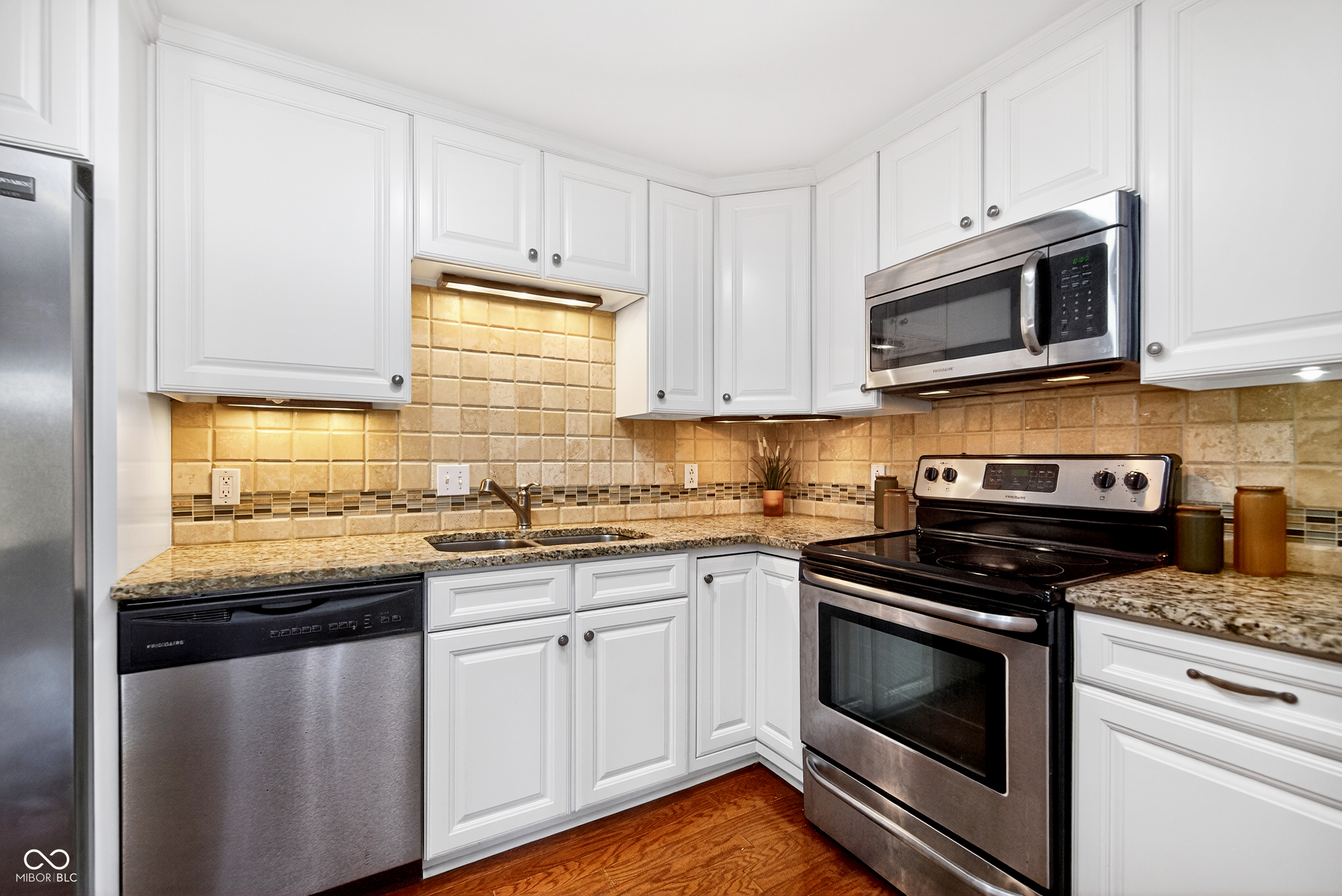 20971 Shoreline Court #APT 311, Noblesville, IN, 46062 photo 4 of 14