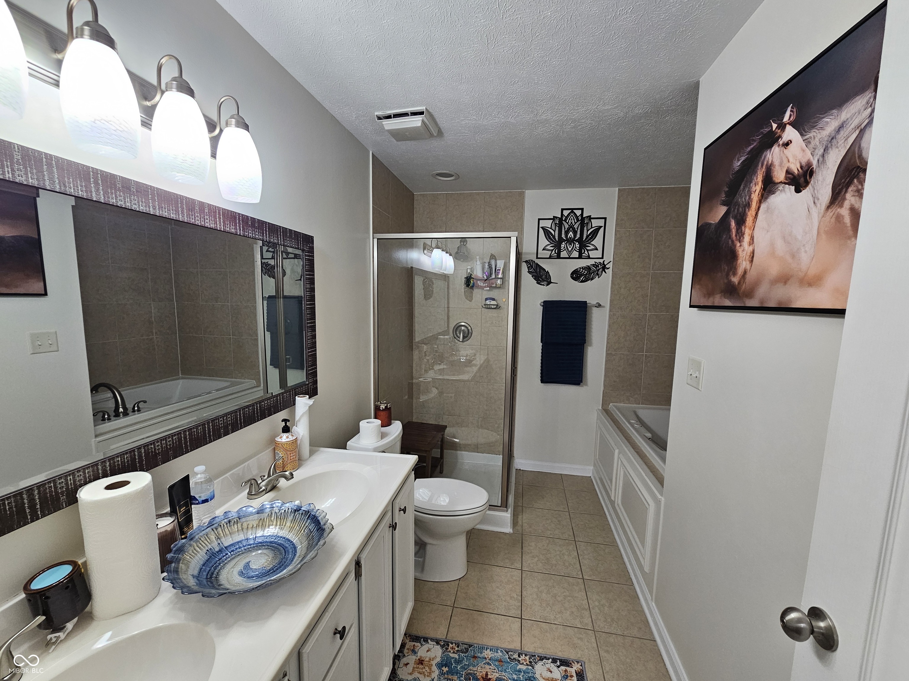 5747 Spring Oaks Way, Indianapolis, IN, 46237 photo 4 of 15