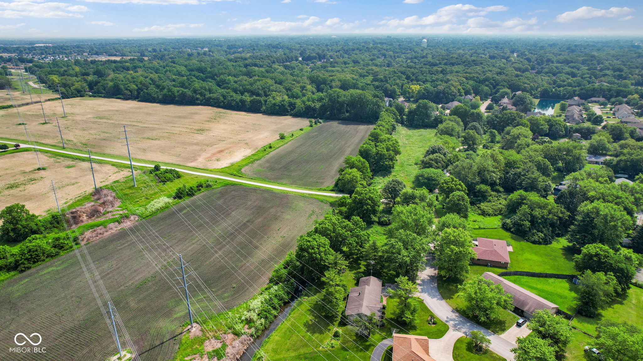 6000 W Hellis Drive, Muncie, IN, 47304 photo 4 of 25