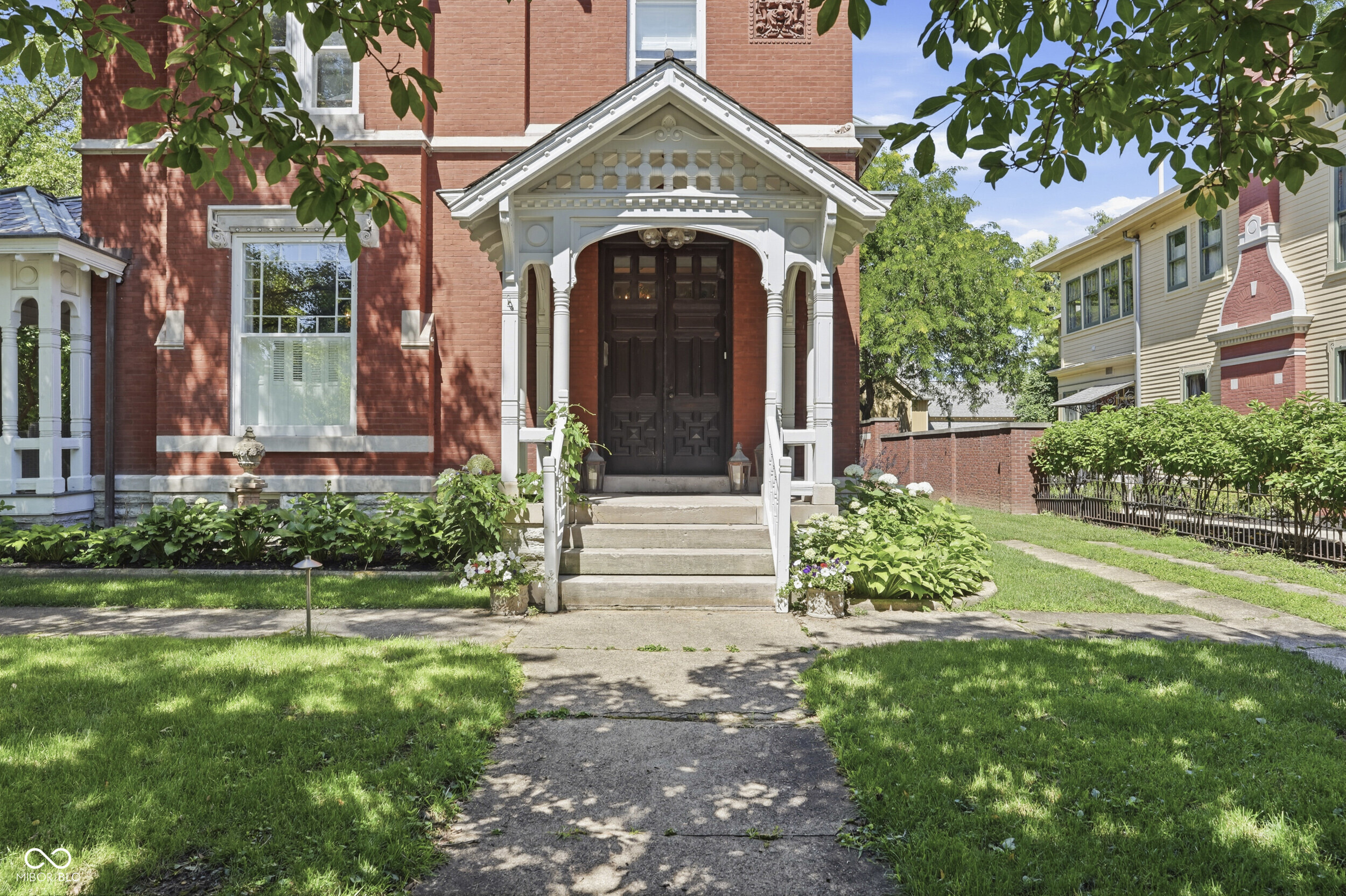 1504 N Park Avenue, Indianapolis, IN, 46202 photo 4 of 103