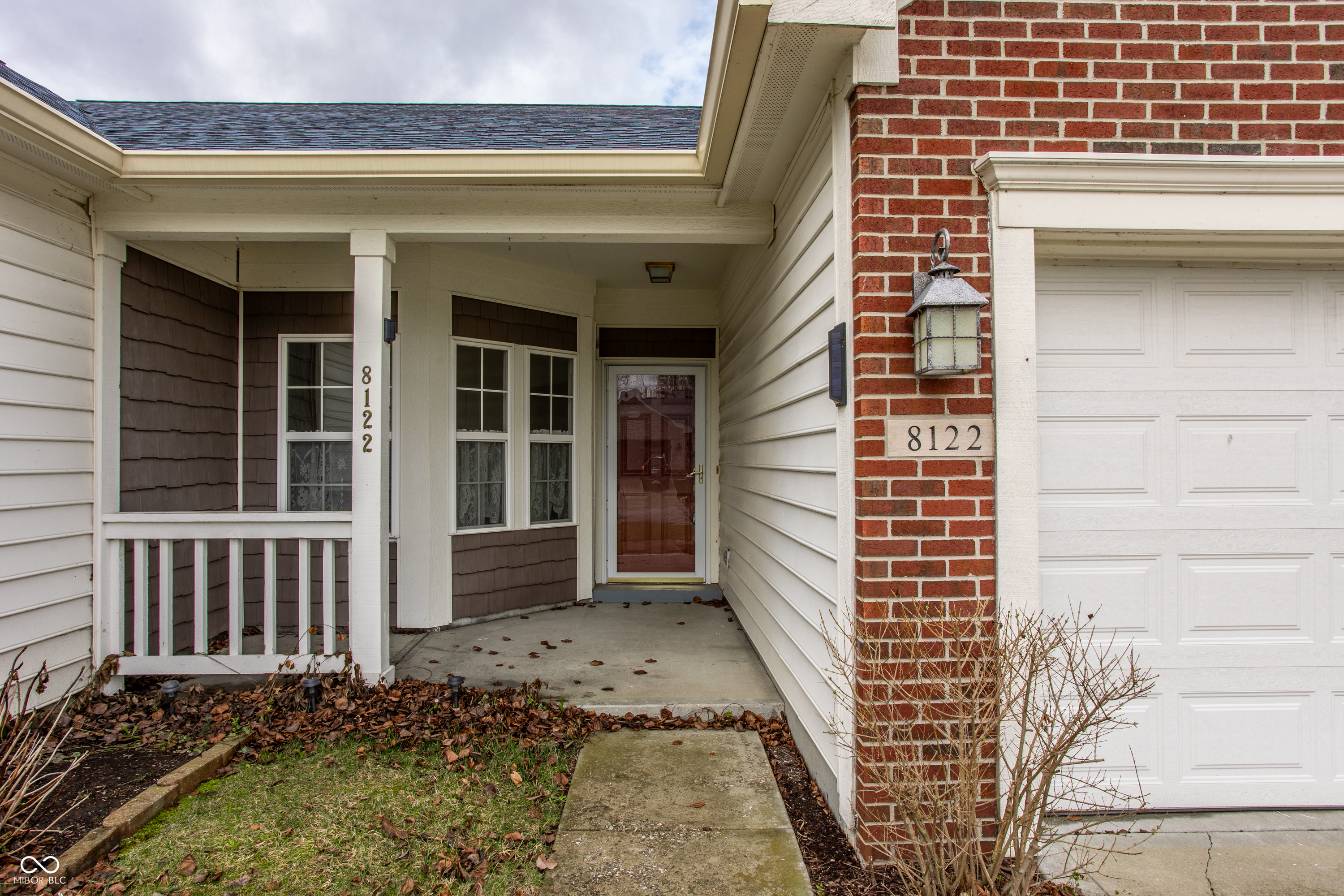 8122 Sand Ridge Circle, Indianapolis, IN, 46237 photo 4 of 33