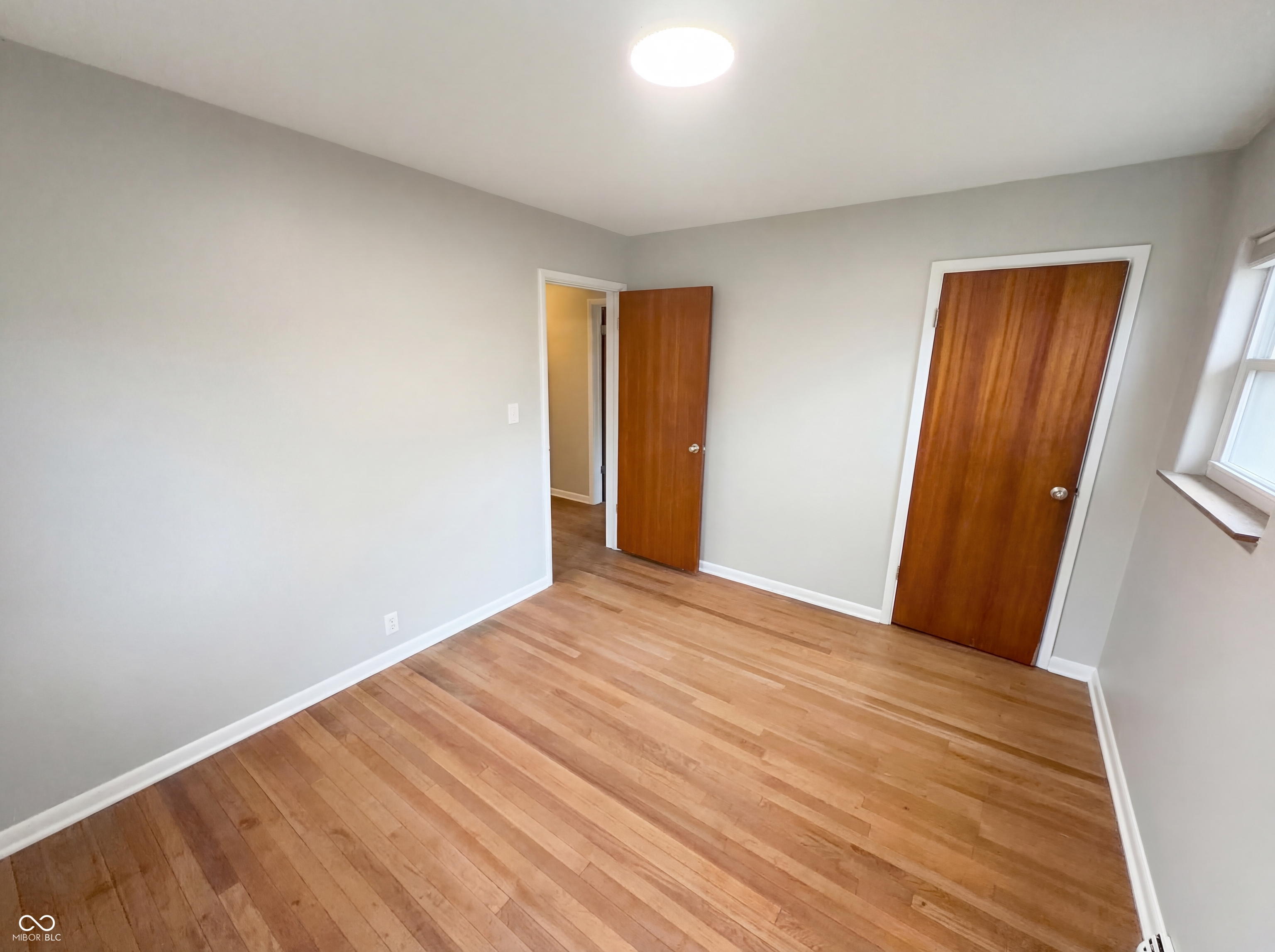 10209 Broadway Street, Indianapolis, IN, 46280 photo 4 of 24