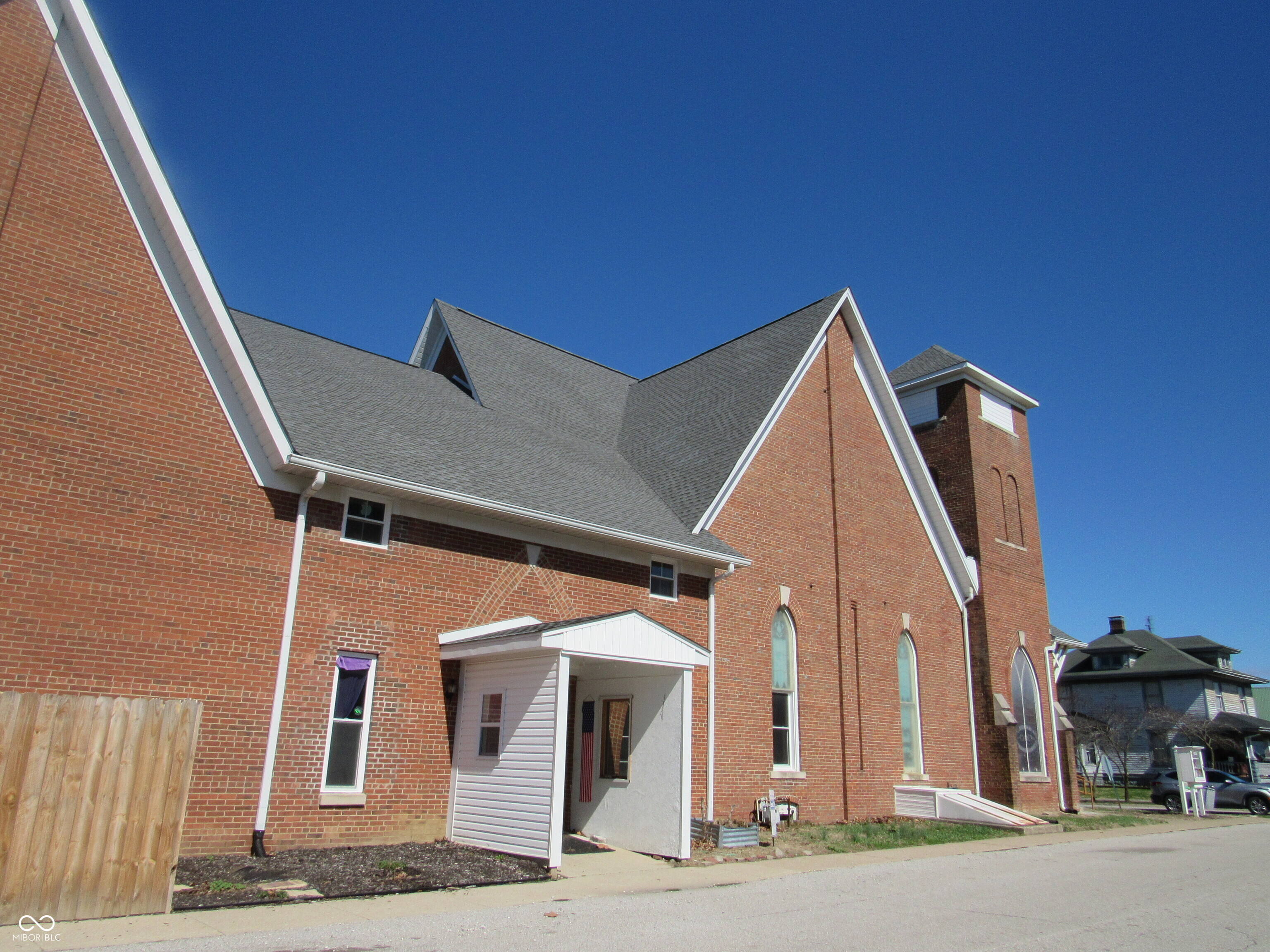 300 N Washington Street, Ladoga, IN, 47954 photo 4 of 33