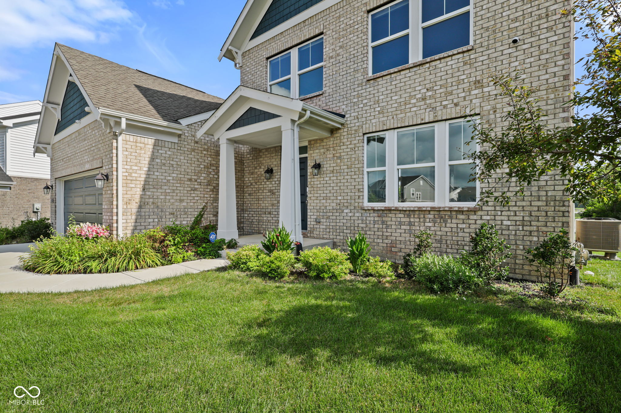 9962 Mosaic Blue Way, Indianapolis, IN, 46239 photo 4 of 45