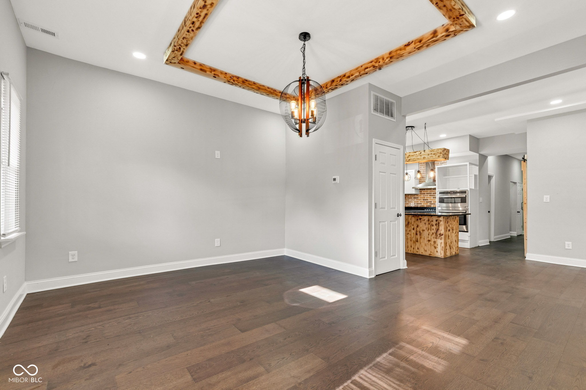 257 N Tacoma Avenue, Indianapolis, IN, 46201 photo 4 of 24