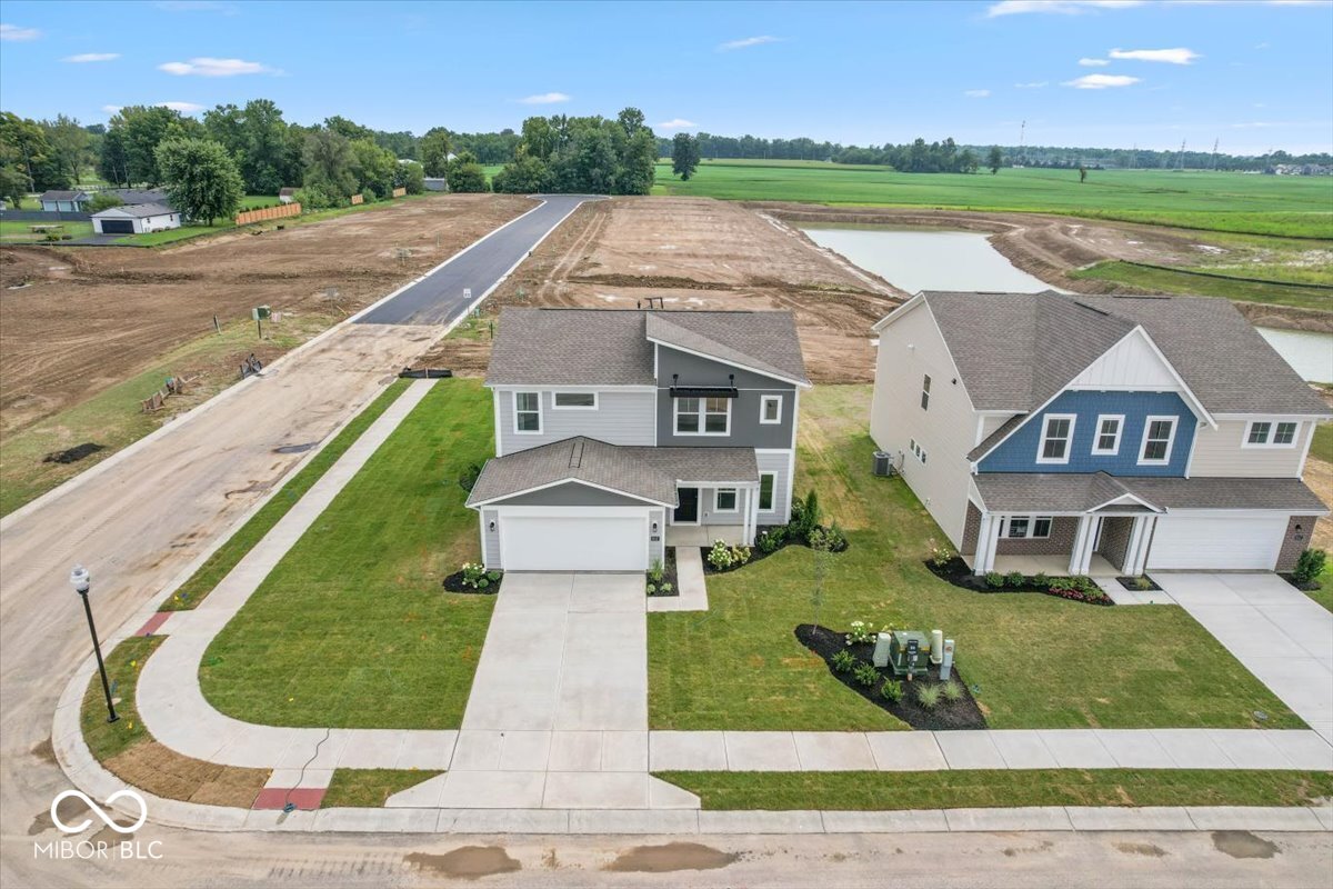 9547 Jadestone Way, Indianapolis, IN, 46239 photo 4 of 31