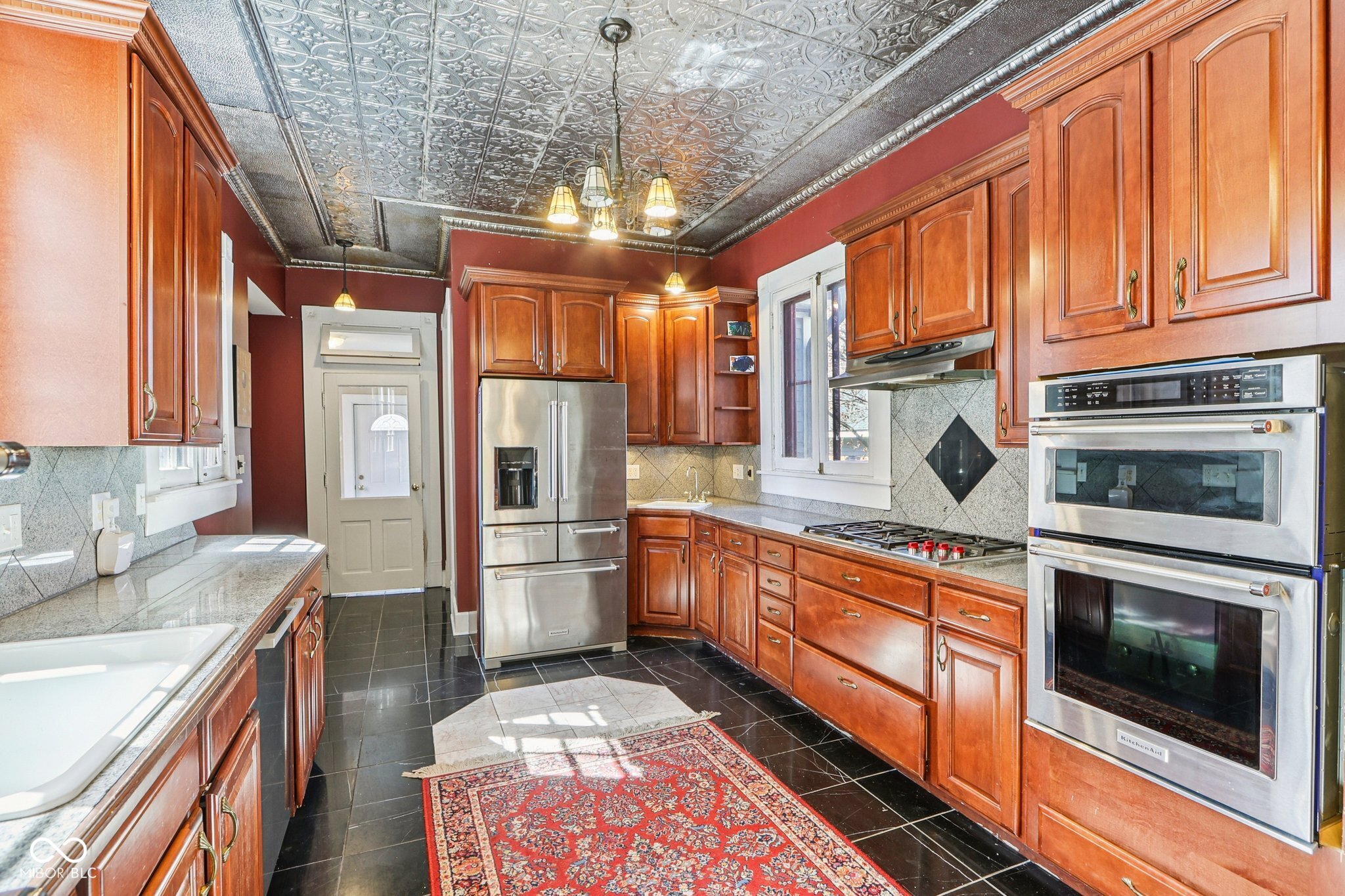 1610 N Delaware Street, Indianapolis, IN, 46202 photo 4 of 49