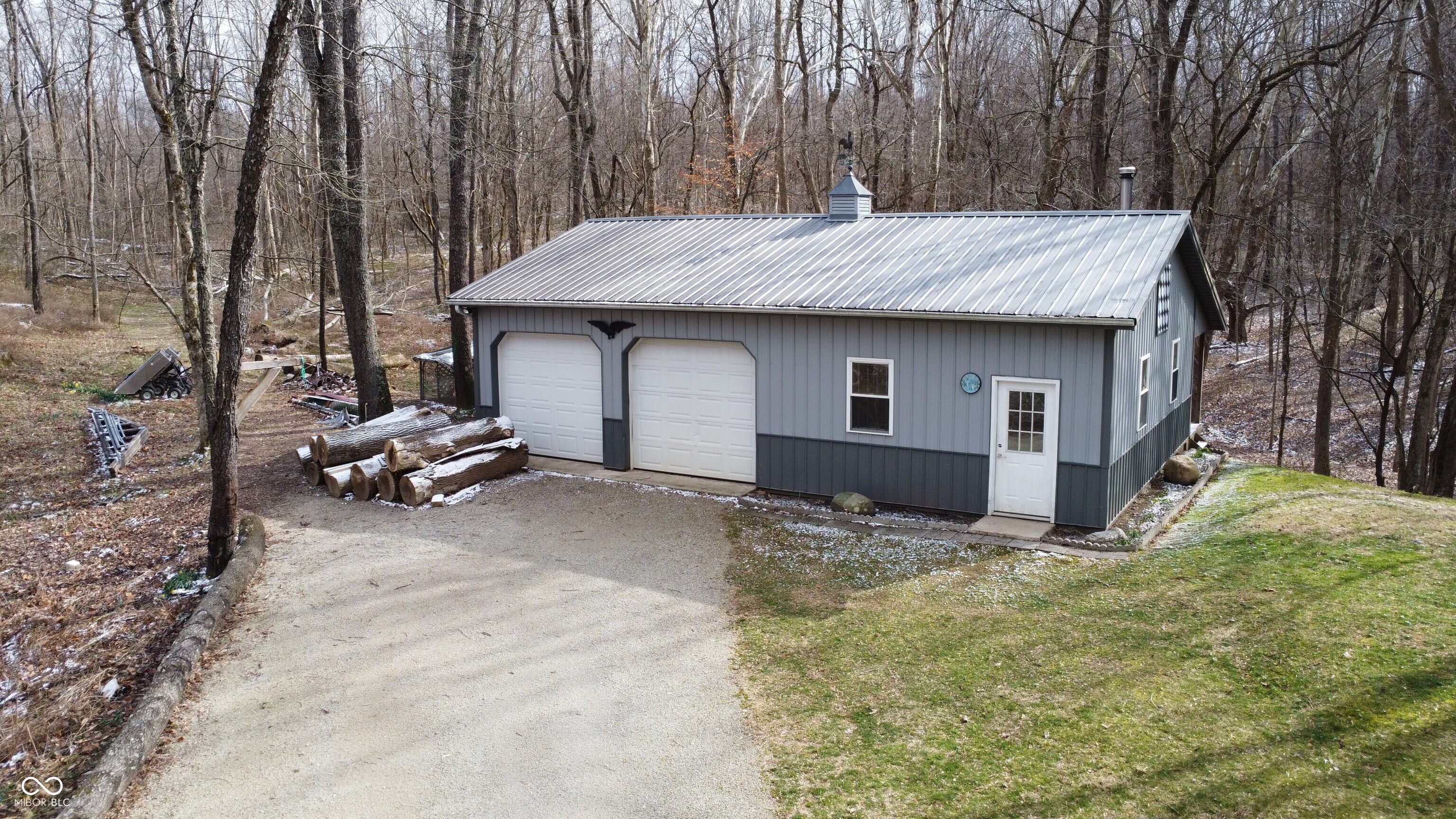111 W Everton Road, Connersville, IN, 47331 photo 4 of 44