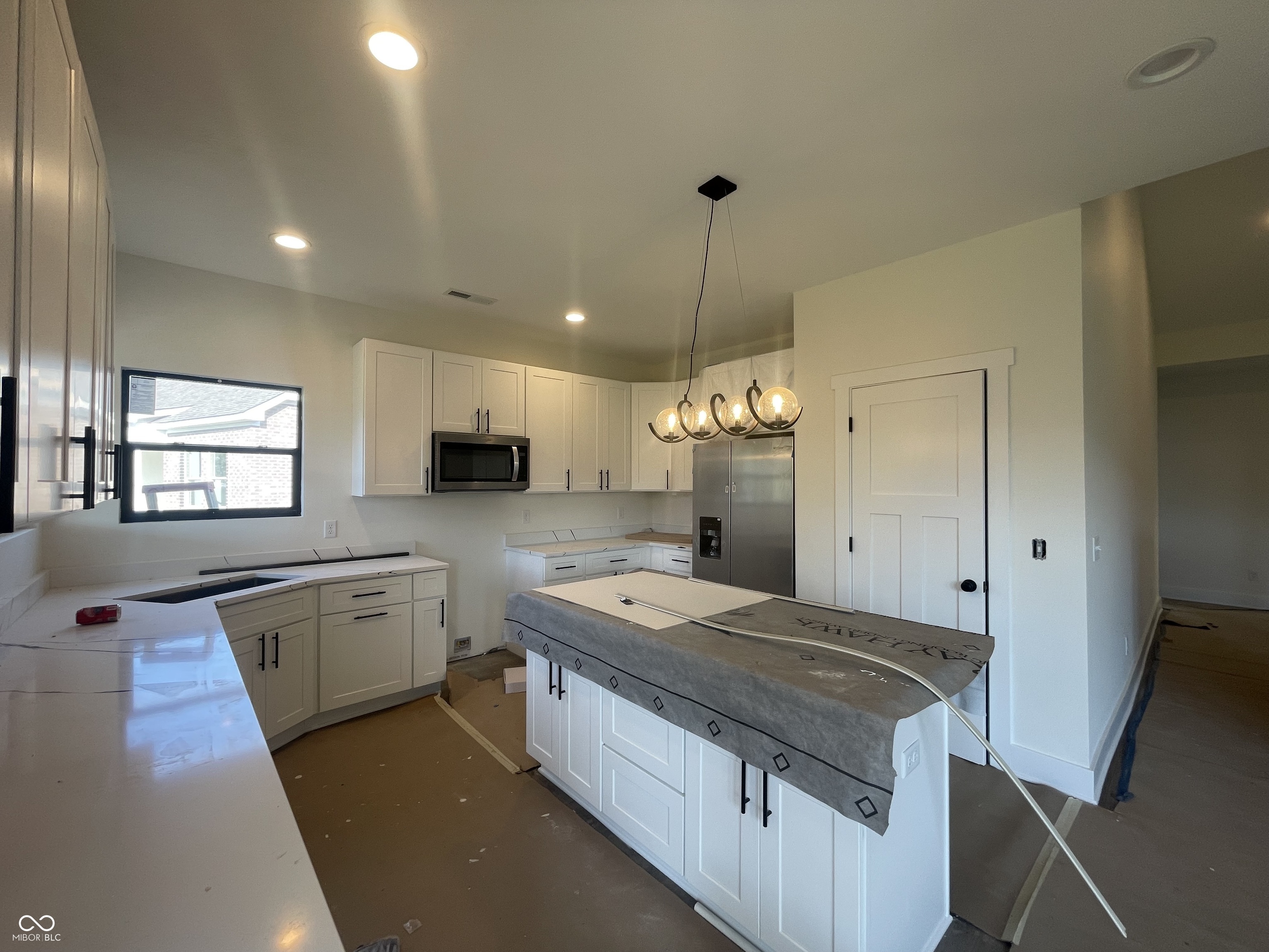 2540 Chrystal Woods Drive, Kokomo, IN, 46901 photo 4 of 16