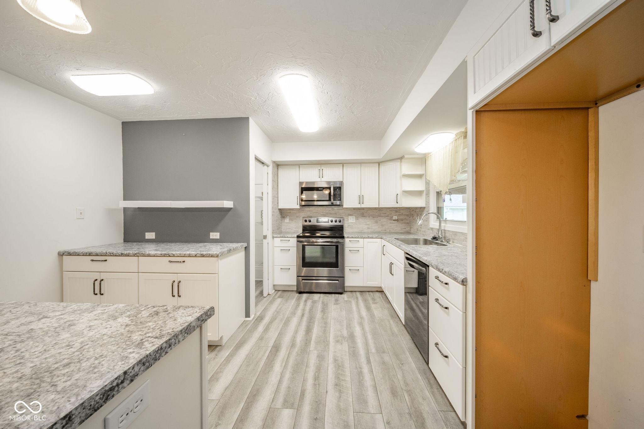 1334 S Onyx Court, New Castle, IN, 47362 photo 4 of 45