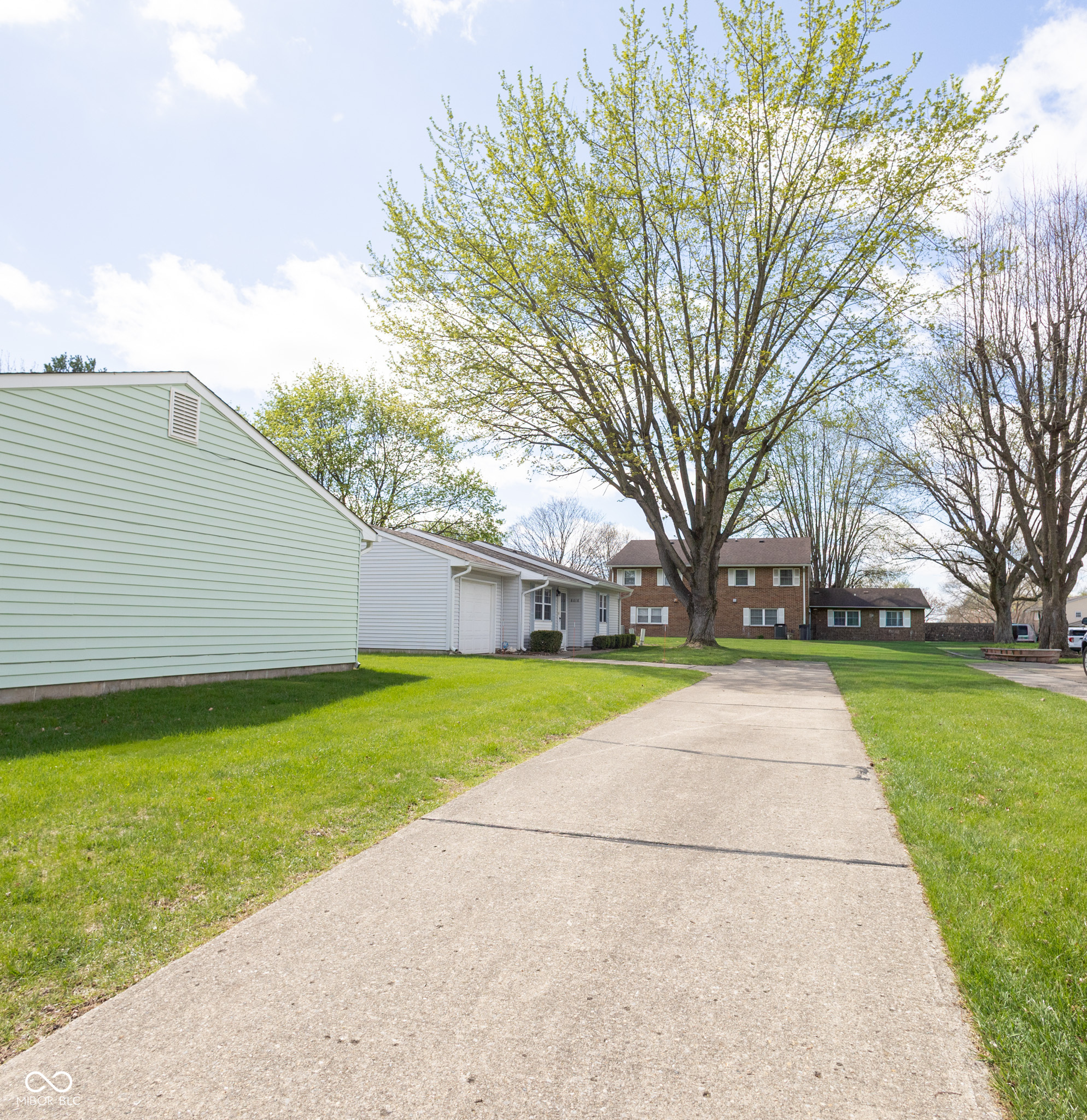 8018 Bryan Drive, Indianapolis, IN, 46227 photo 4 of 11
