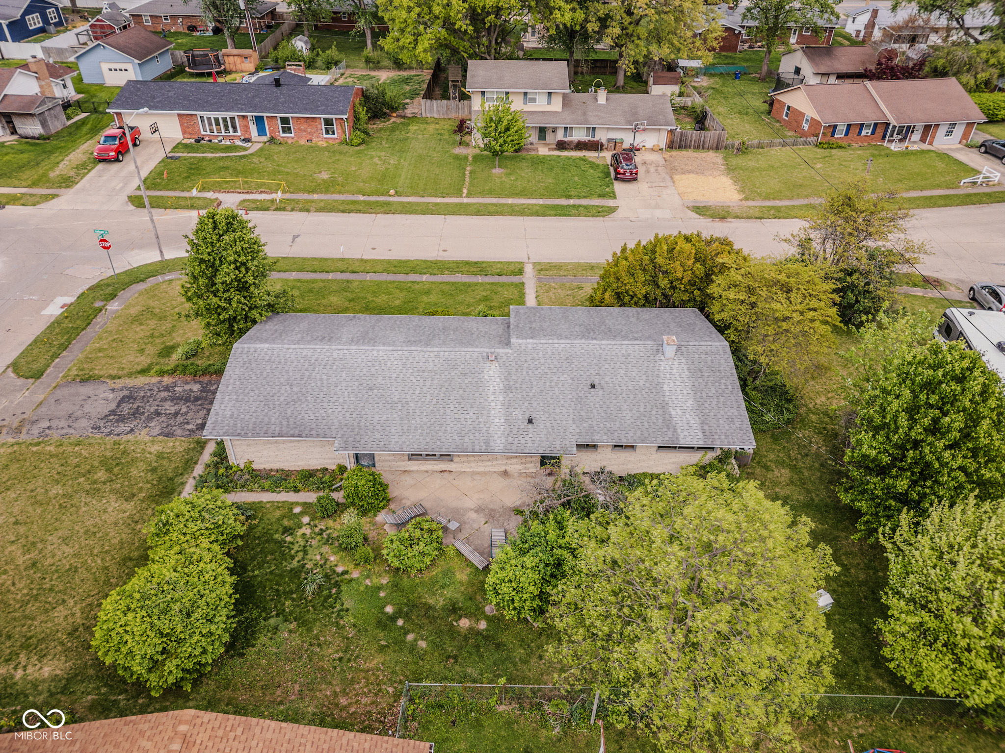 3419 Larkspur Lane, Columbus, IN, 47203 photo 4 of 34