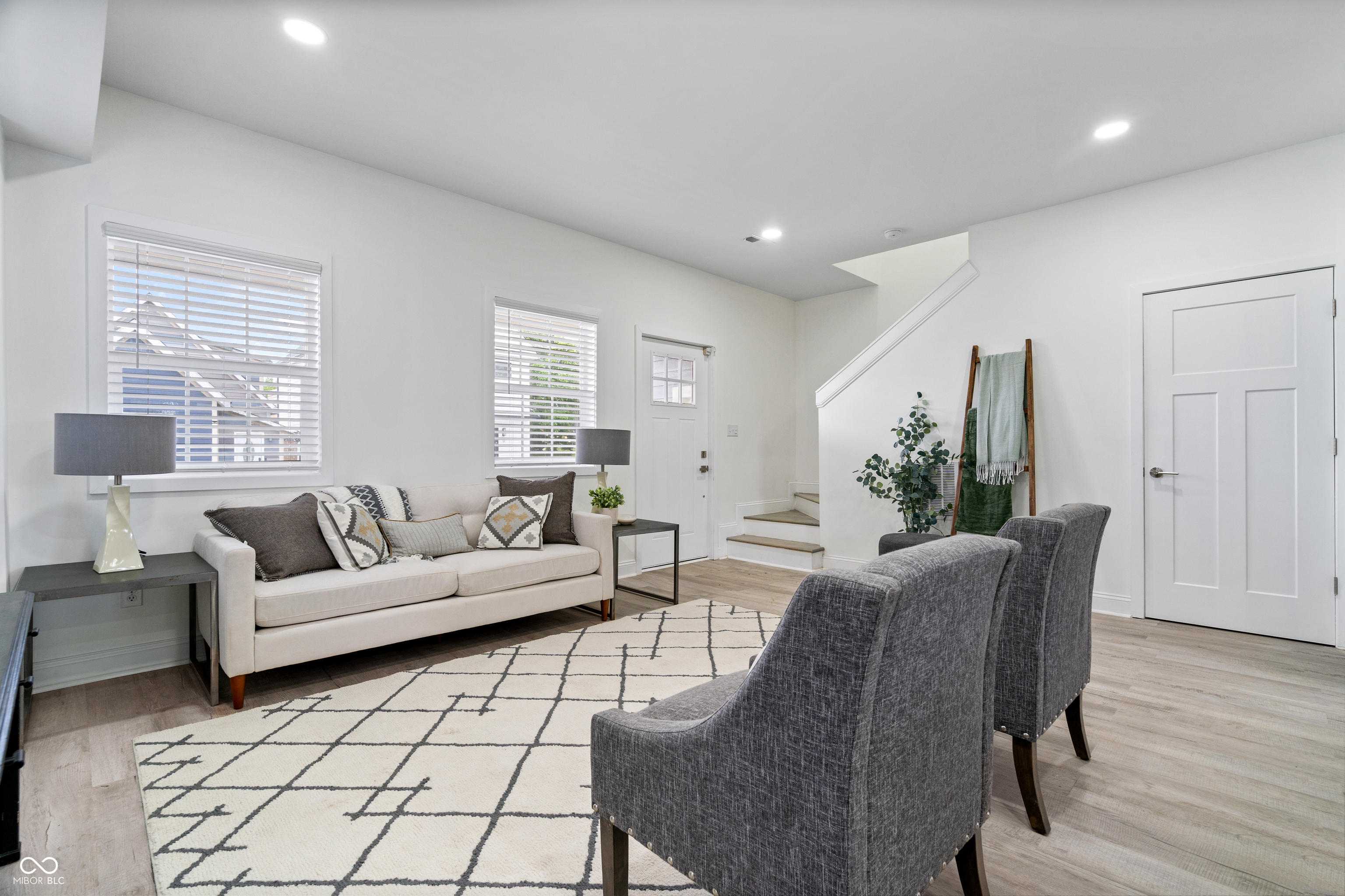 22 E Regent Street, Indianapolis, IN, 46225 photo 4 of 25
