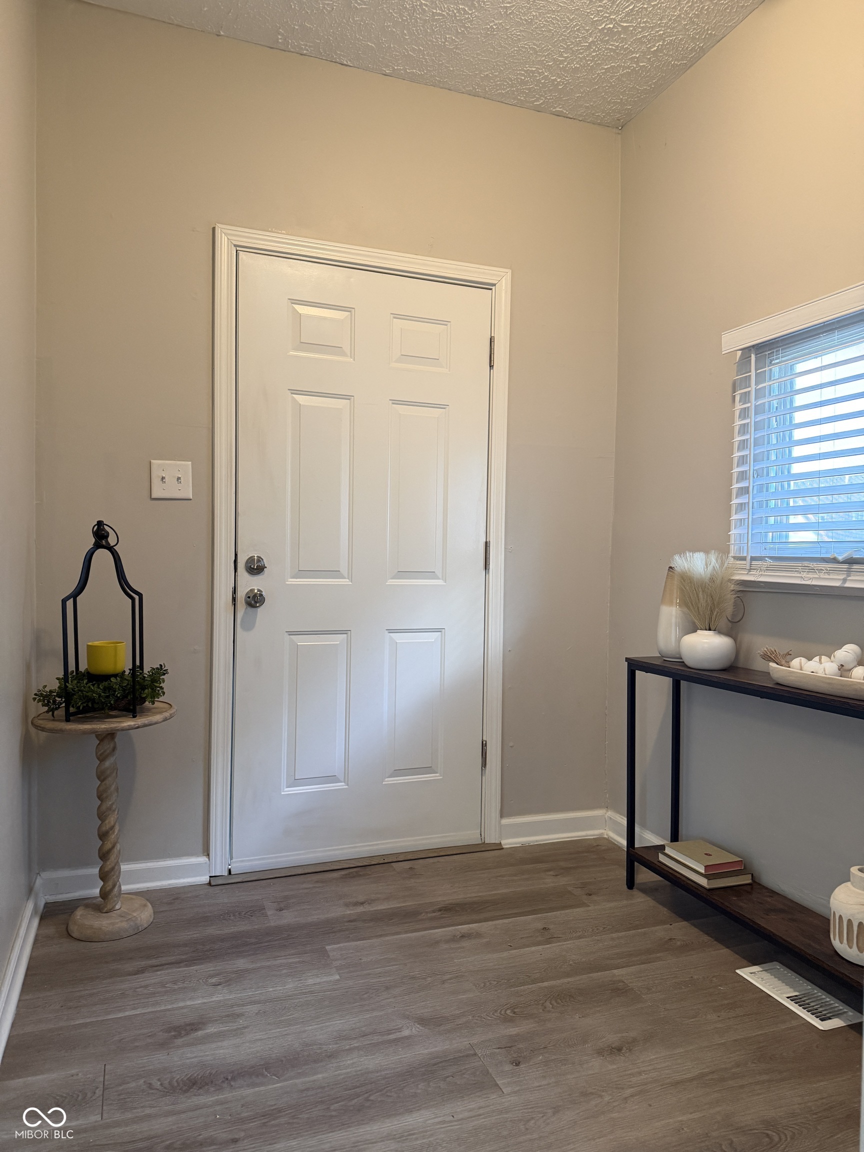 1114 N Olney Street, Indianapolis, IN, 46201 photo 4 of 32