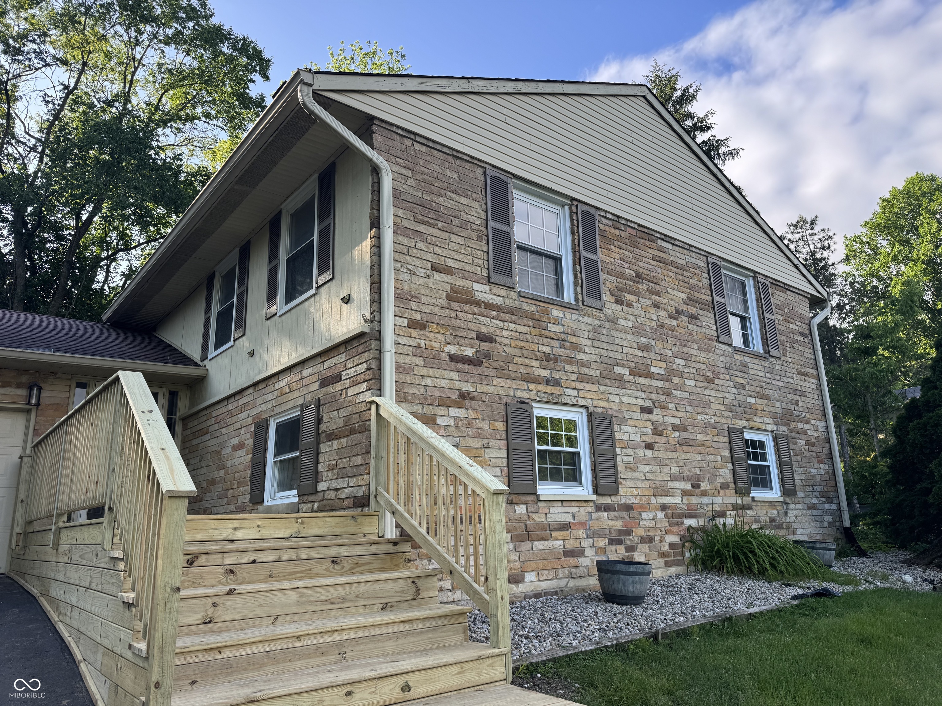6824 Sargent Road, Indianapolis, IN, 46256 photo 4 of 42