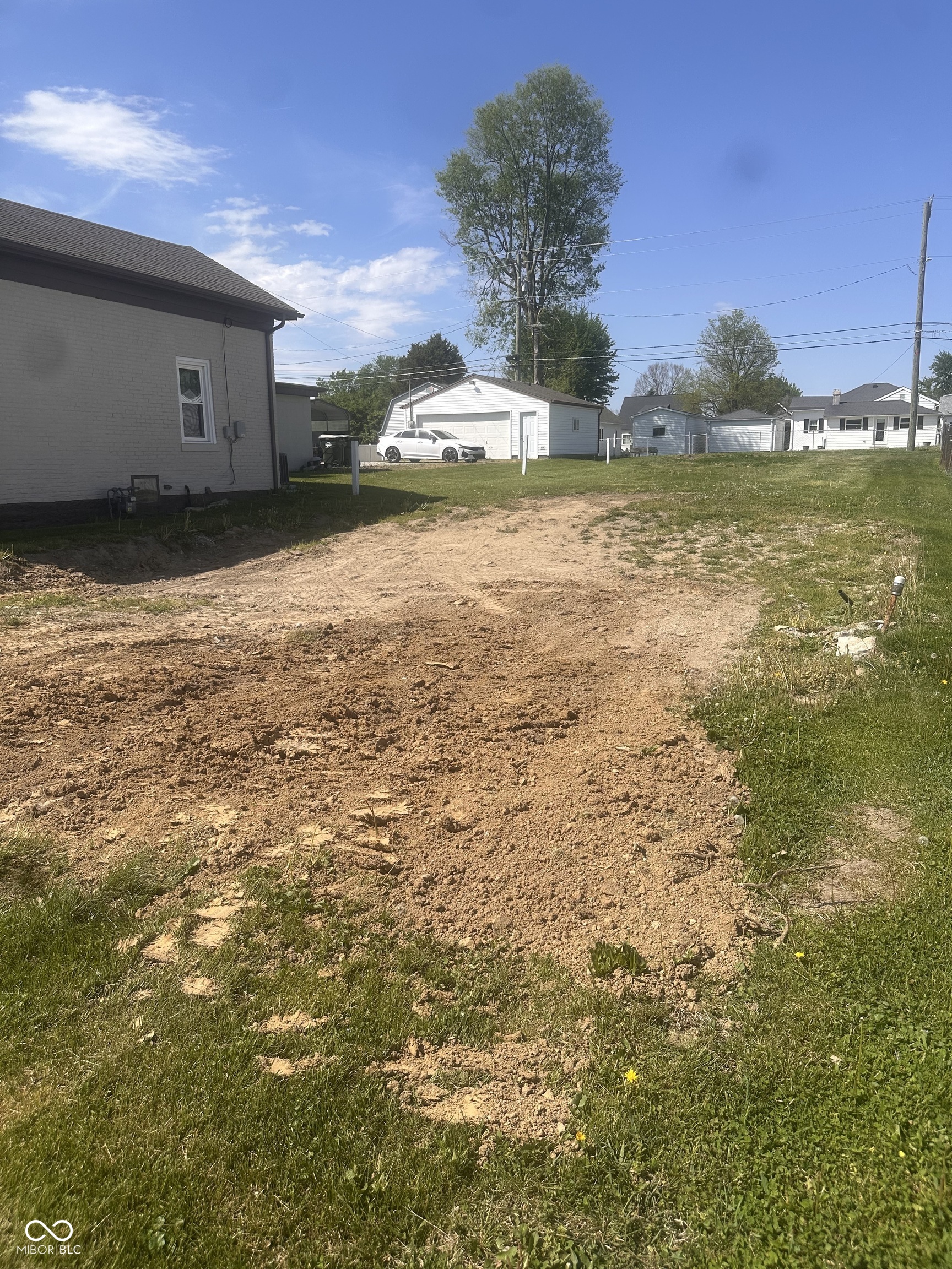 824 E Washington Street, Greensburg, IN, 47240 photo 4 of 10