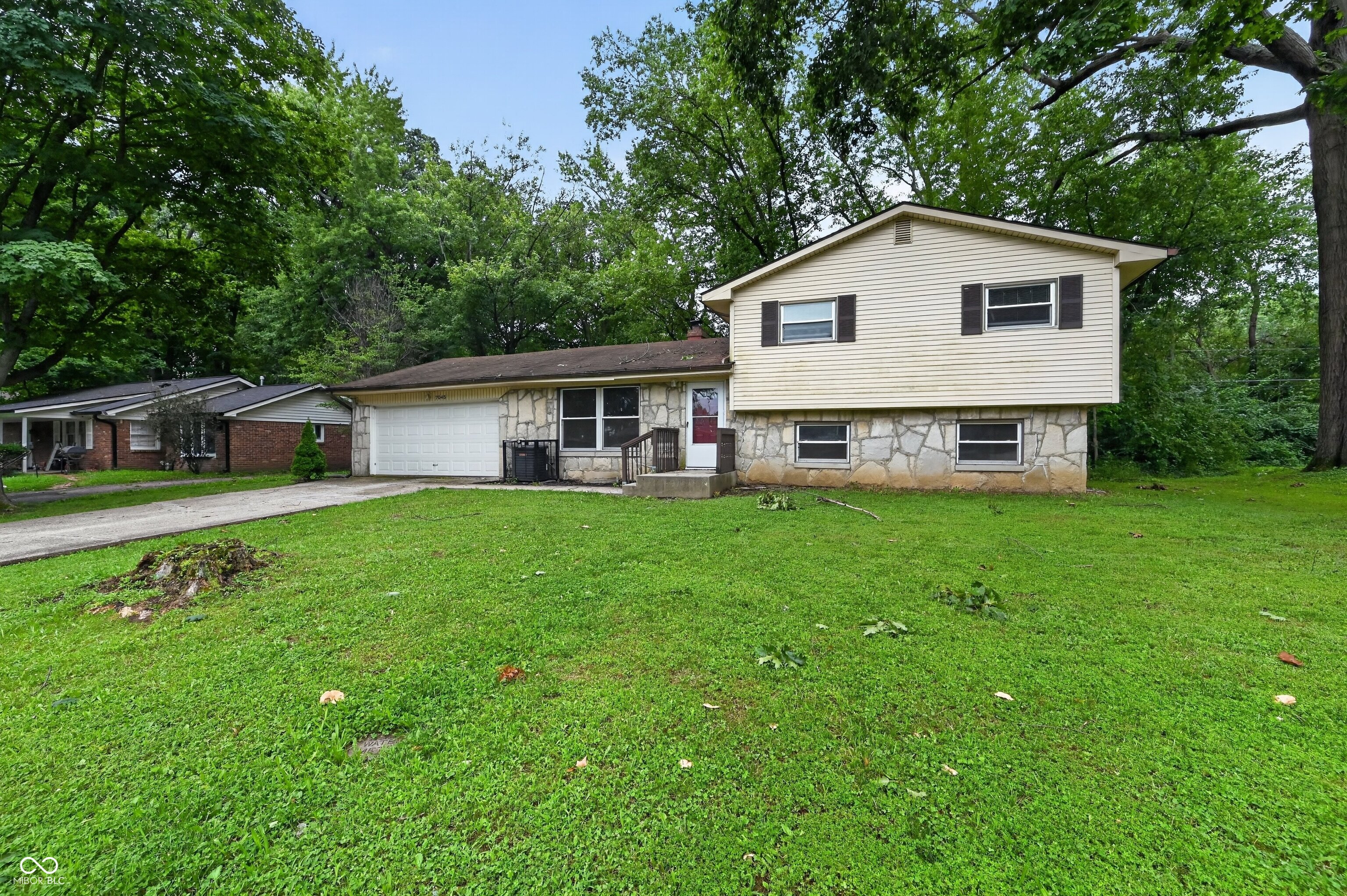 7045 Buick Drive, Indianapolis, IN, 46214 photo 4 of 7