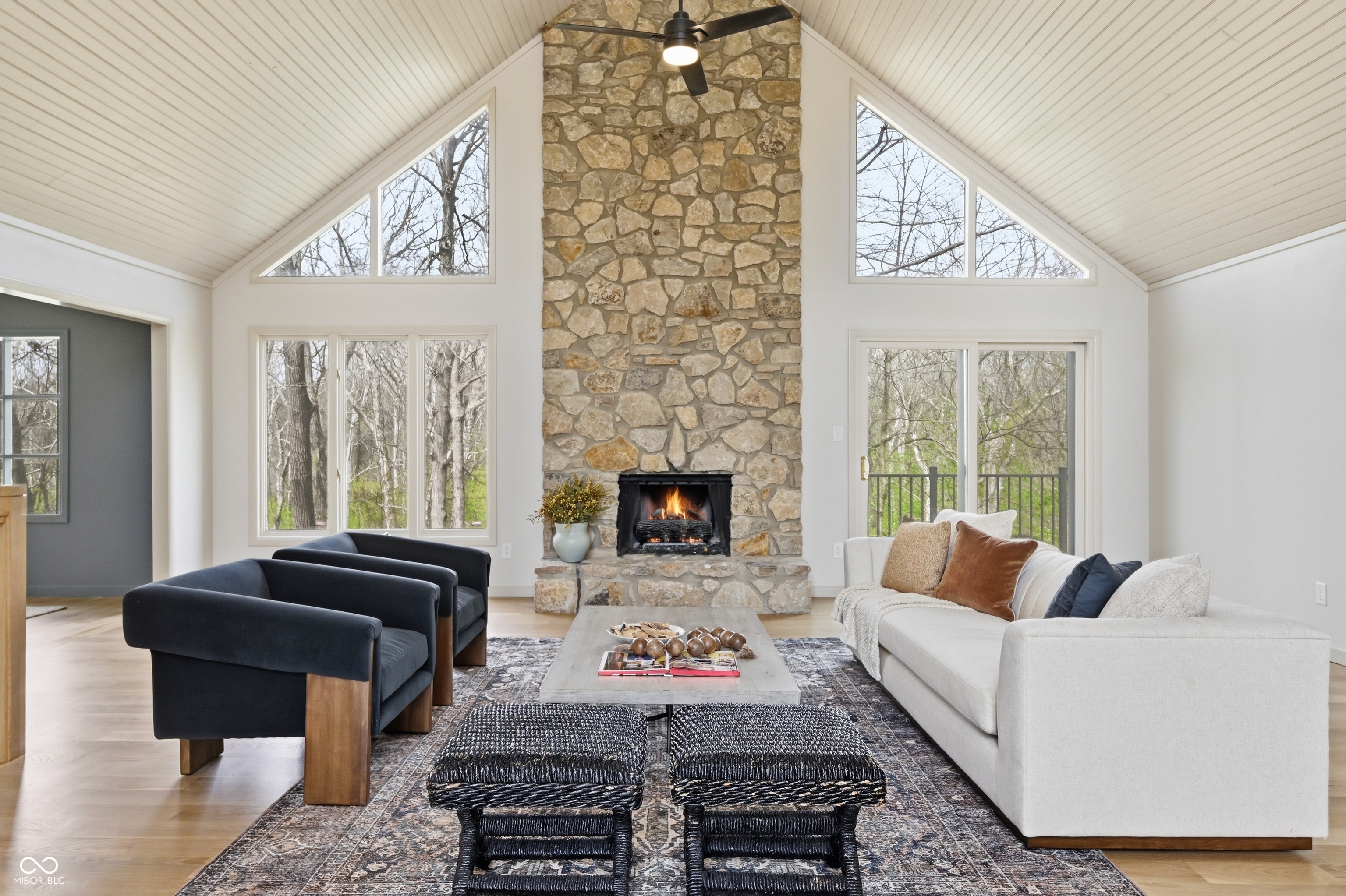 6908 Creekridge Trail, Indianapolis, IN, 46256 photo 4 of 64