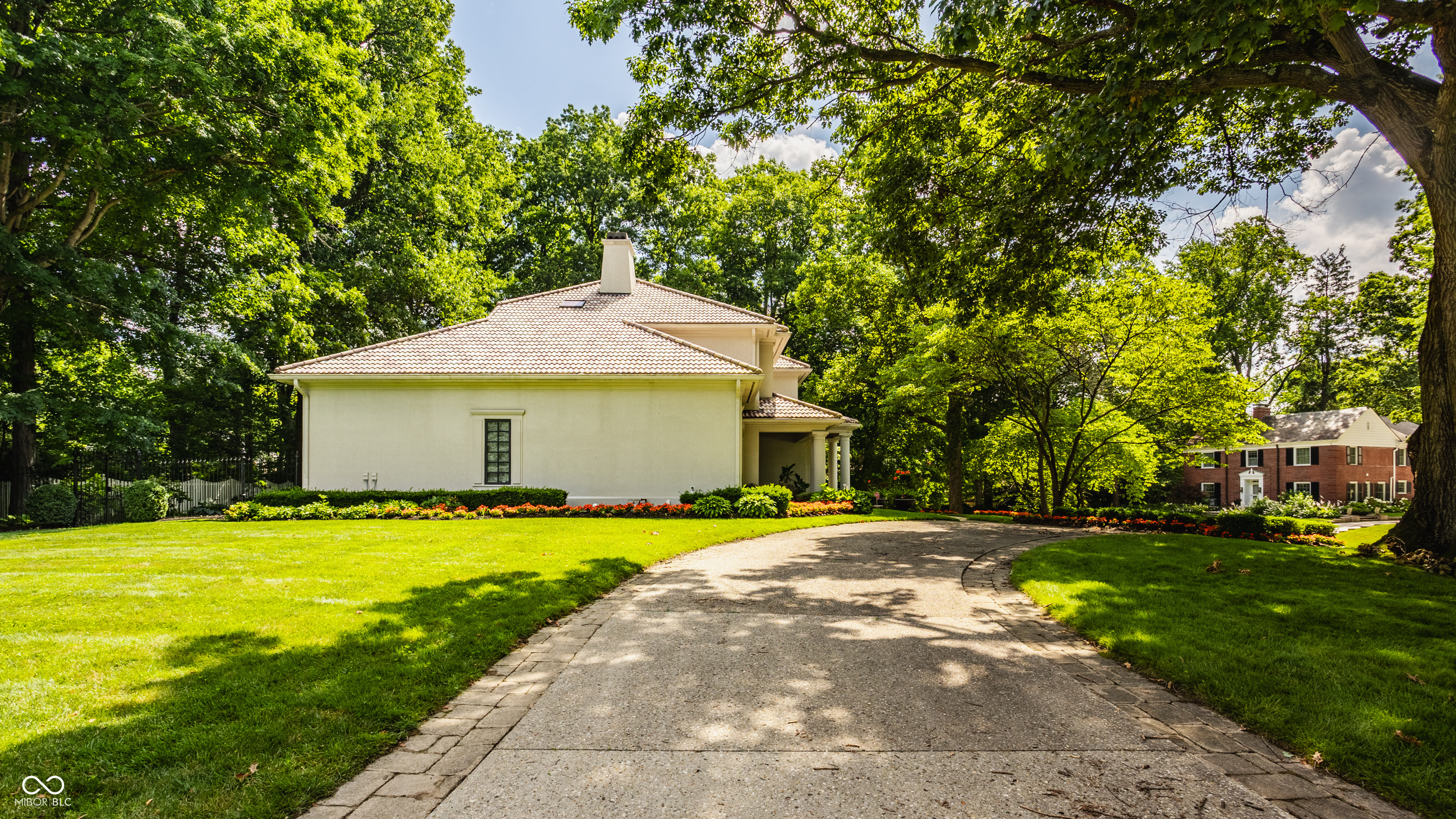 110 Bow Lane, Indianapolis, IN, 46220 photo 4 of 67