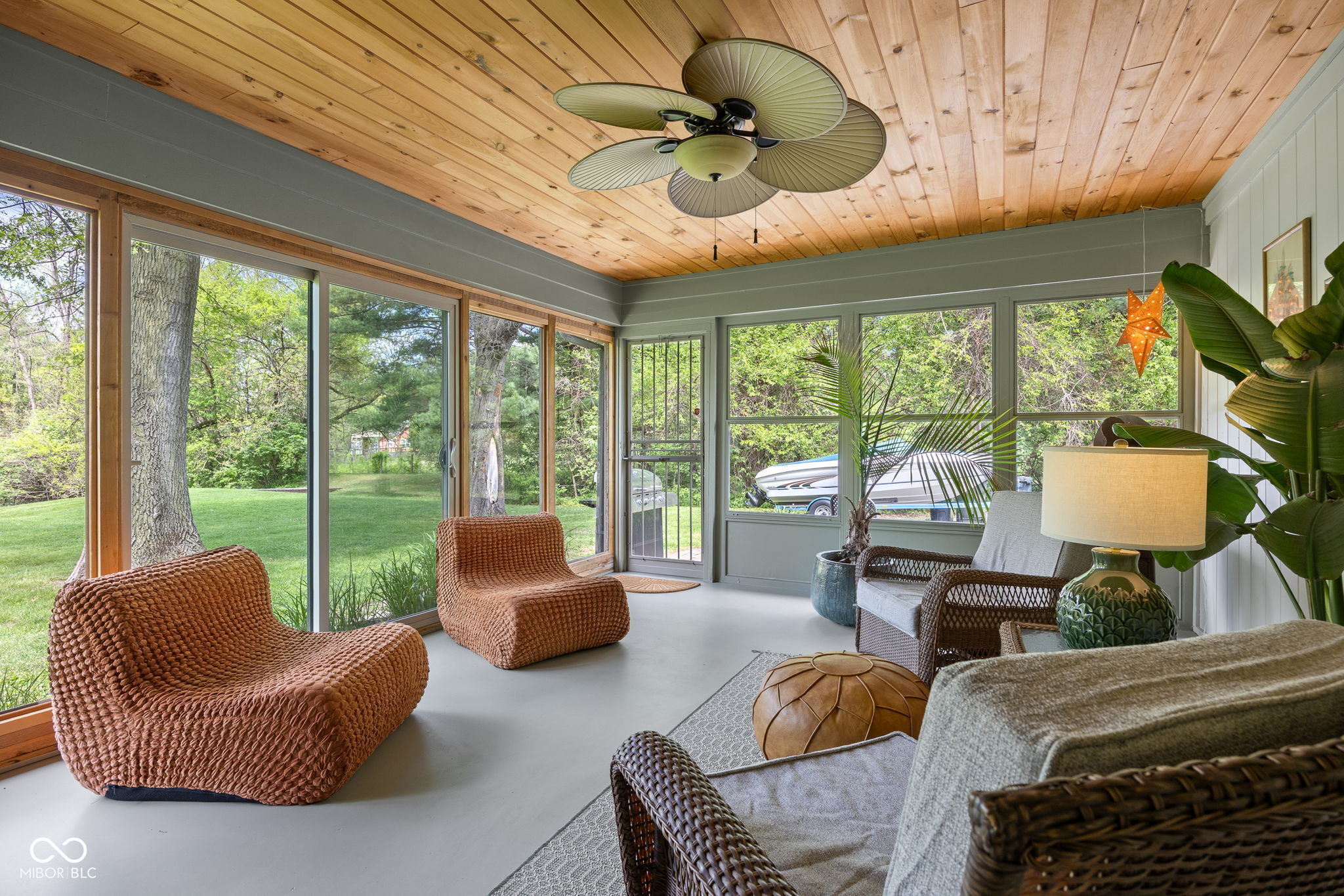 7050 Allisonville Road, Indianapolis, IN, 46220 photo 4 of 57