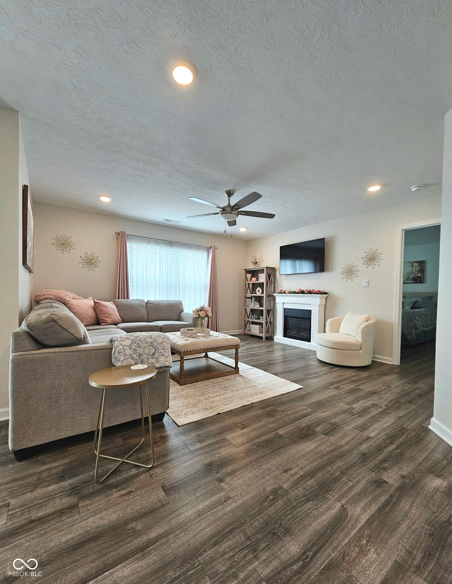 1229 Fleming Drive, Greenfield, IN, 46140 photo 4 of 40