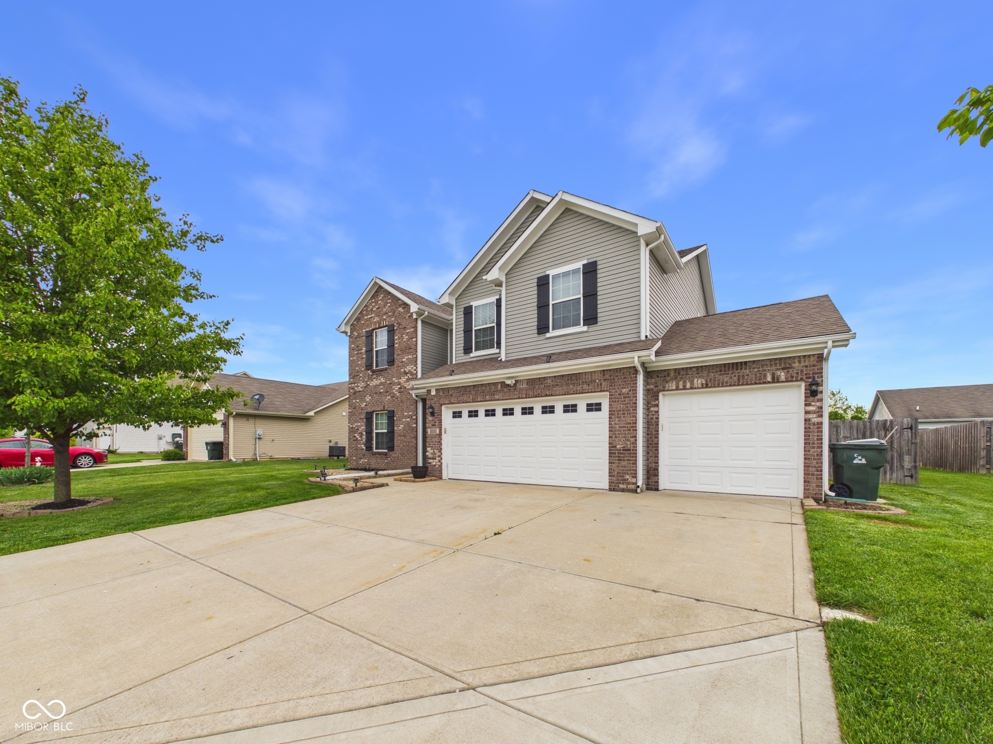 519 Flint Boulevard, Fortville, IN, 46040 photo 4 of 45