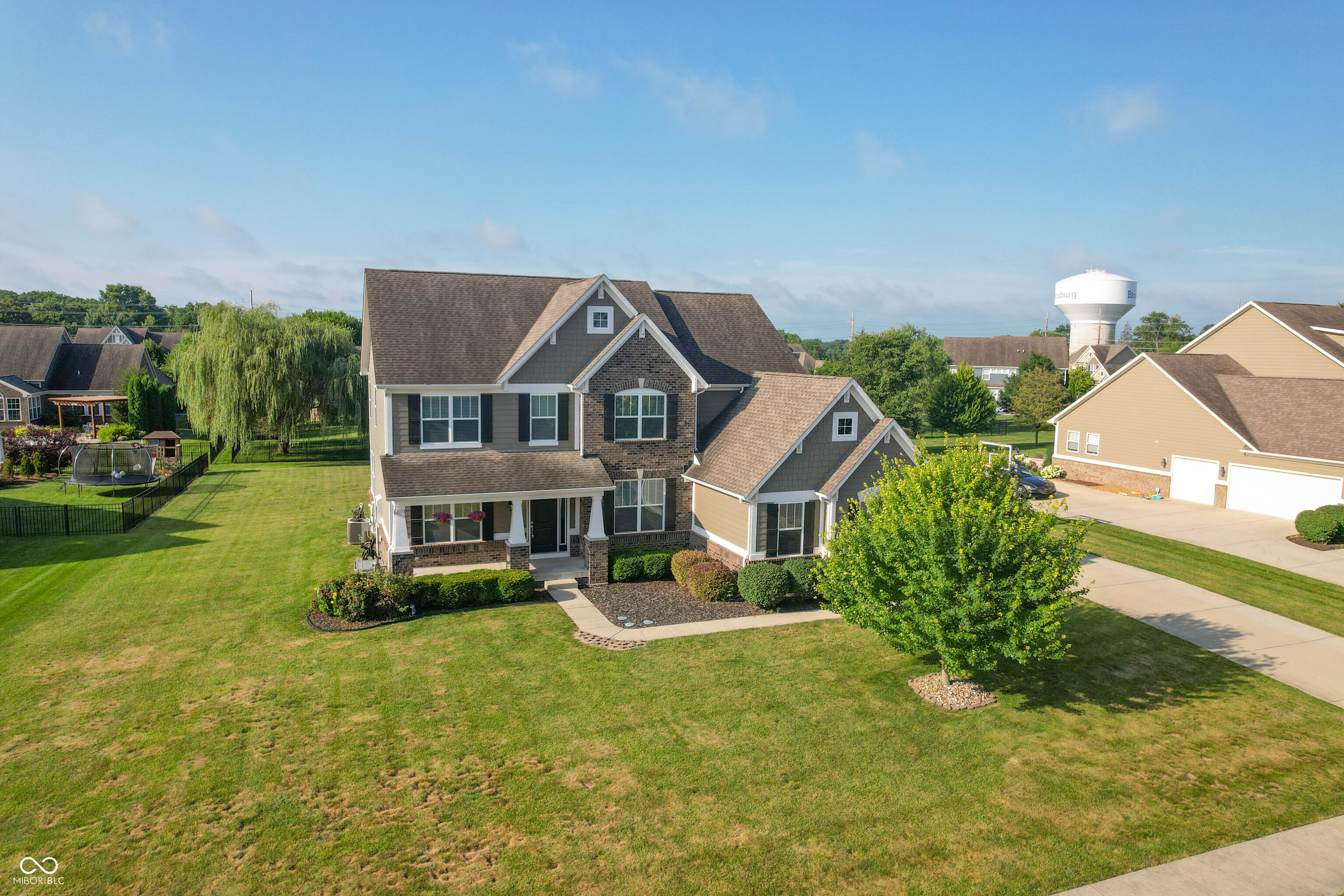 561 Windborough, Brownsburg, IN, 46112 photo 4 of 39