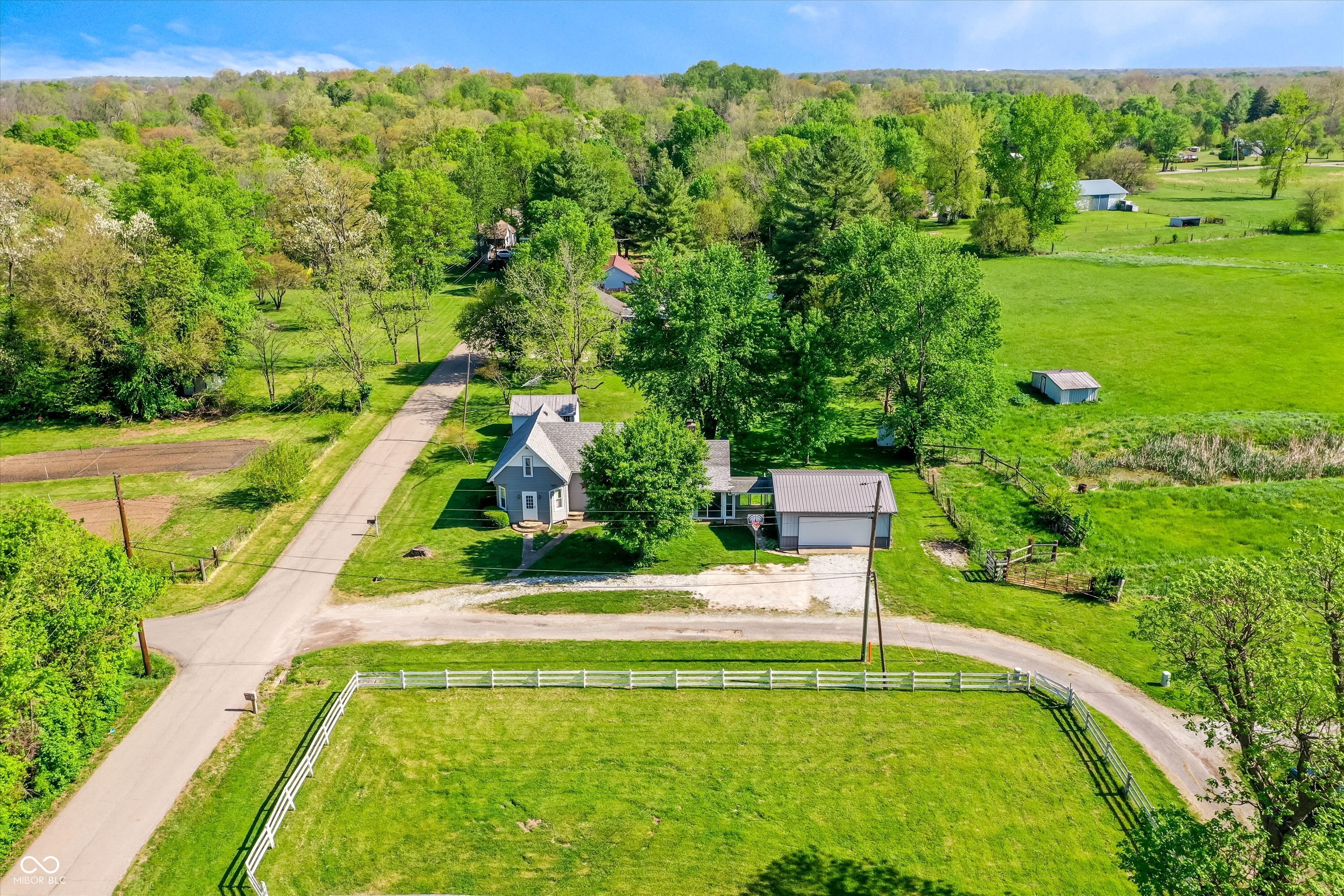 9184 S Geneva Main Street, Flat Rock, IN, 47234 photo 4 of 55