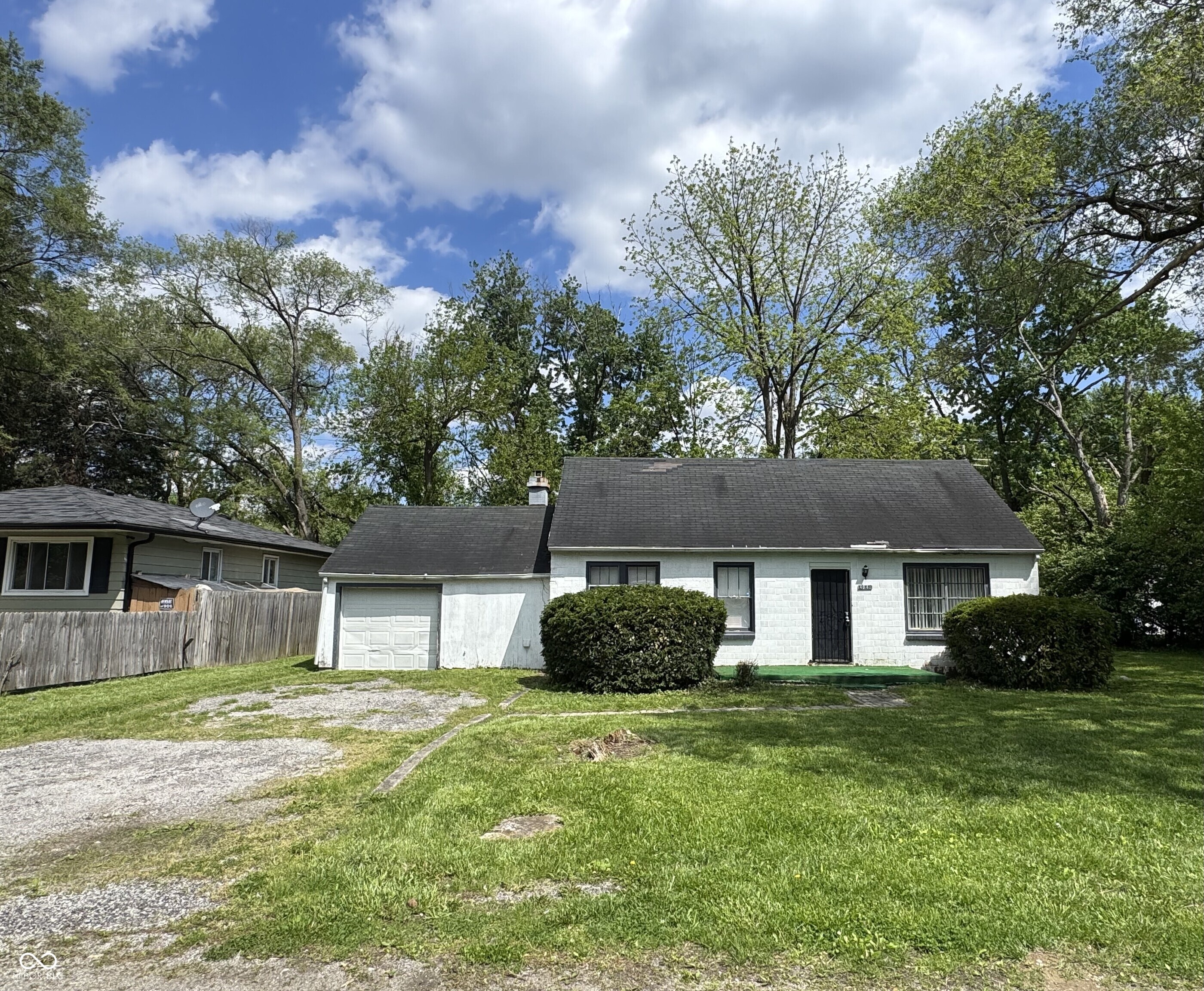 4045 N Edmondson Avenue, Indianapolis, IN, 46226 photo 4 of 4