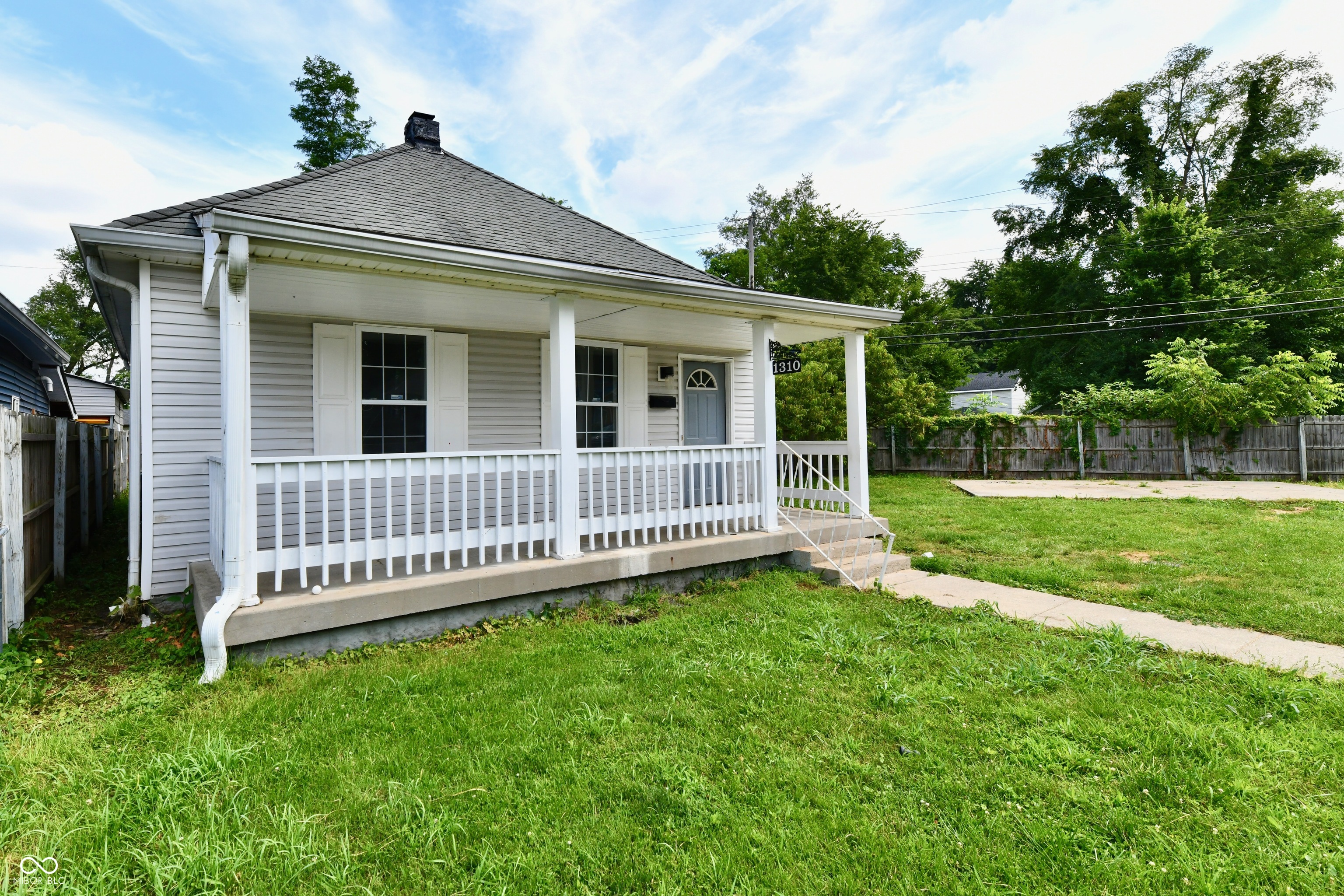 1310 W 27th Street, Indianapolis, IN, 46208 photo 4 of 39