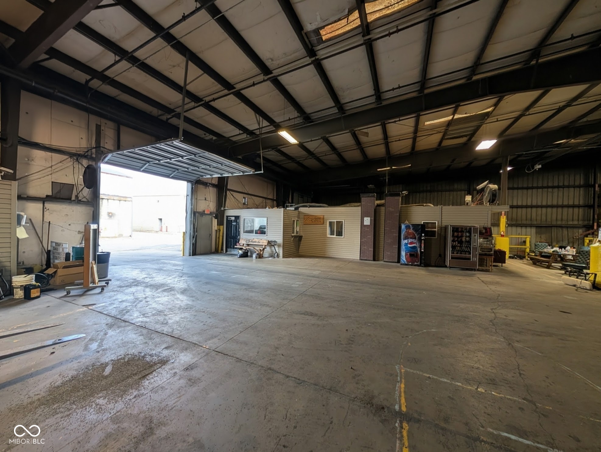 619 S Kyle Street, Edinburgh, IN, 46124 photo 4 of 4